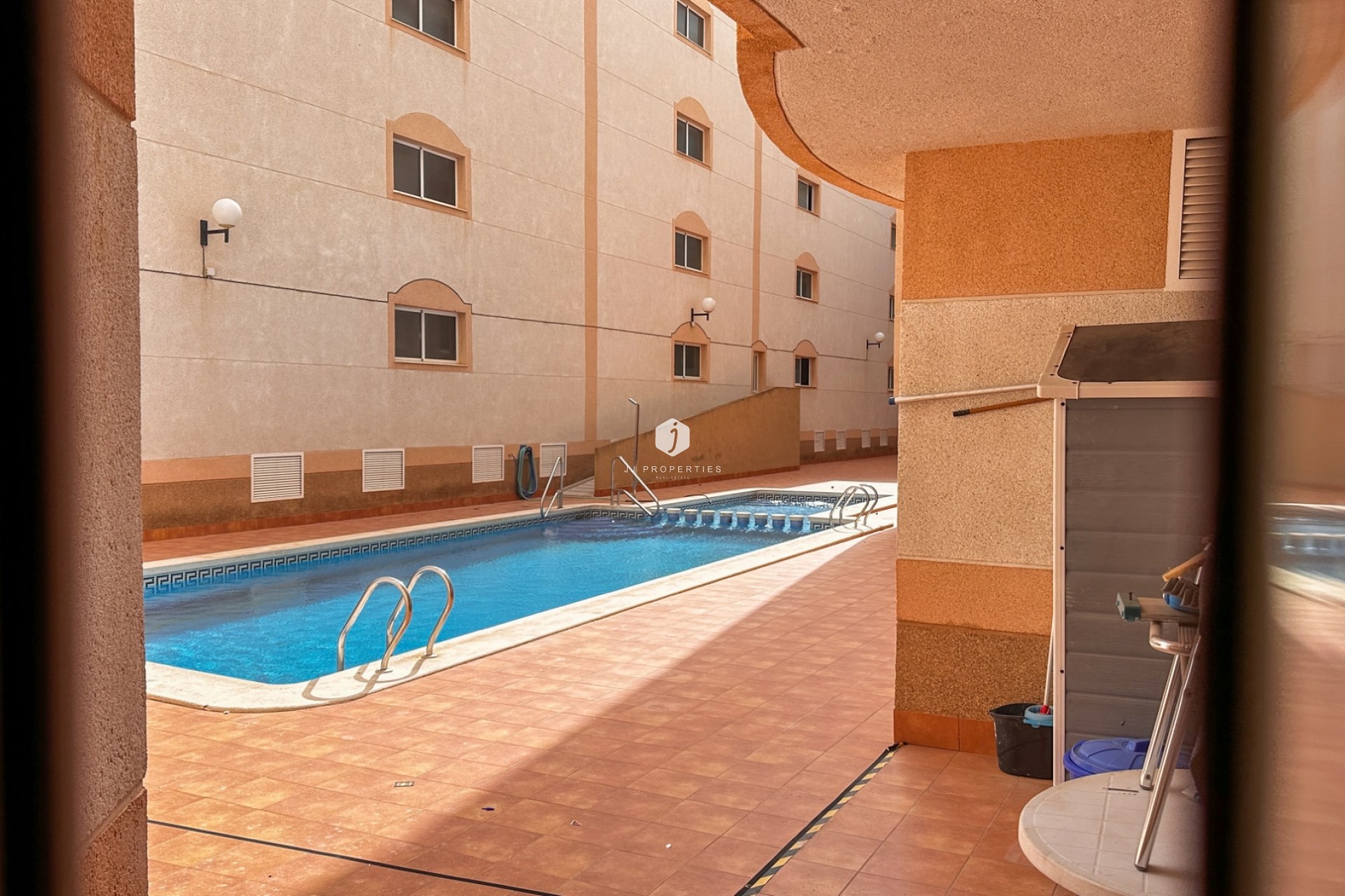 D'occasion - Appartement -
Torrevieja - Costa Blanca