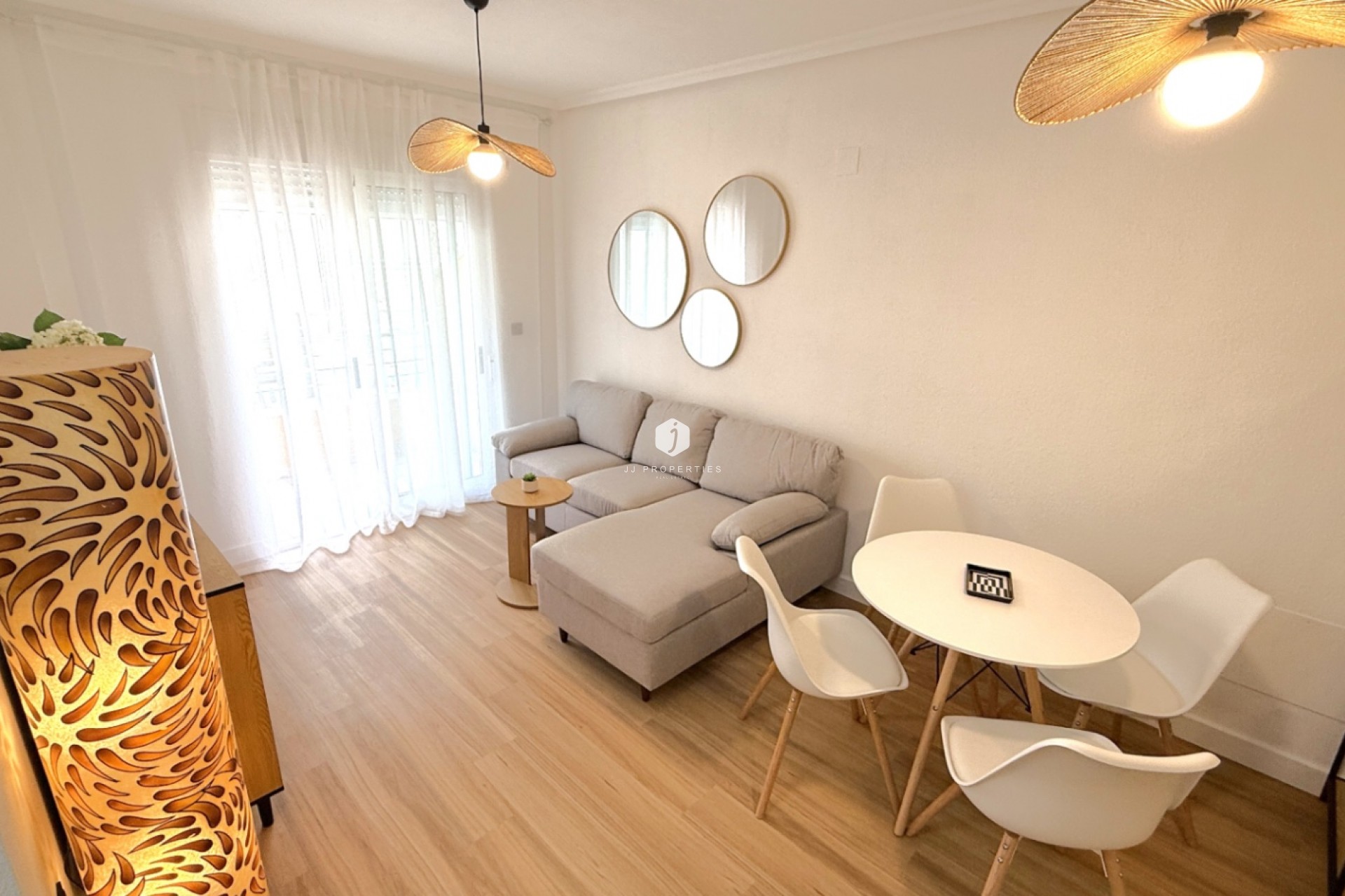 D'occasion - Appartement -
Torrevieja - Costa Blanca