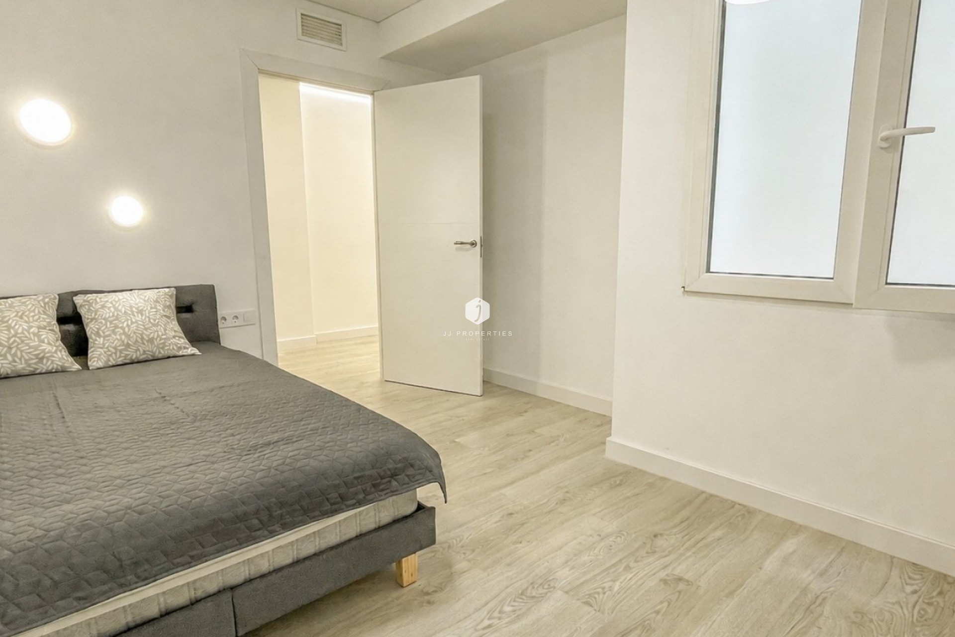 D'occasion - Appartement -
Torrevieja - Costa Blanca