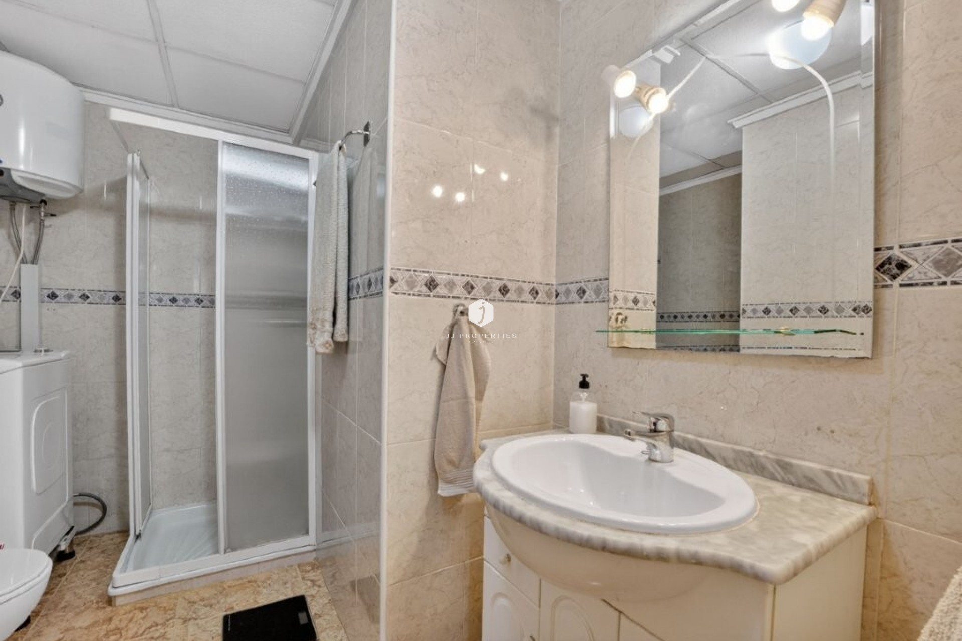 D'occasion - Appartement -
Torrevieja - Costa Blanca