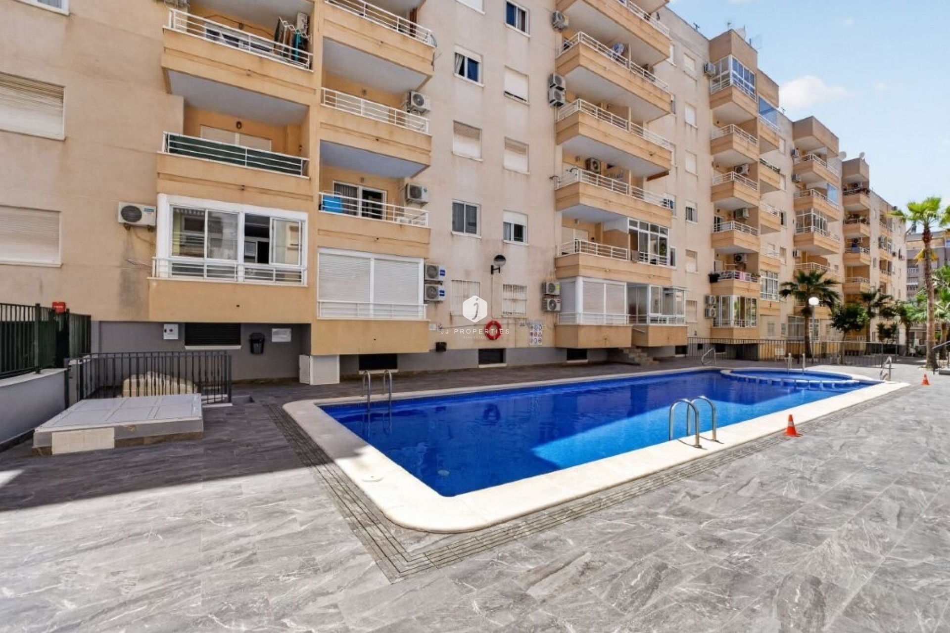 D'occasion - Appartement -
Torrevieja - Costa Blanca