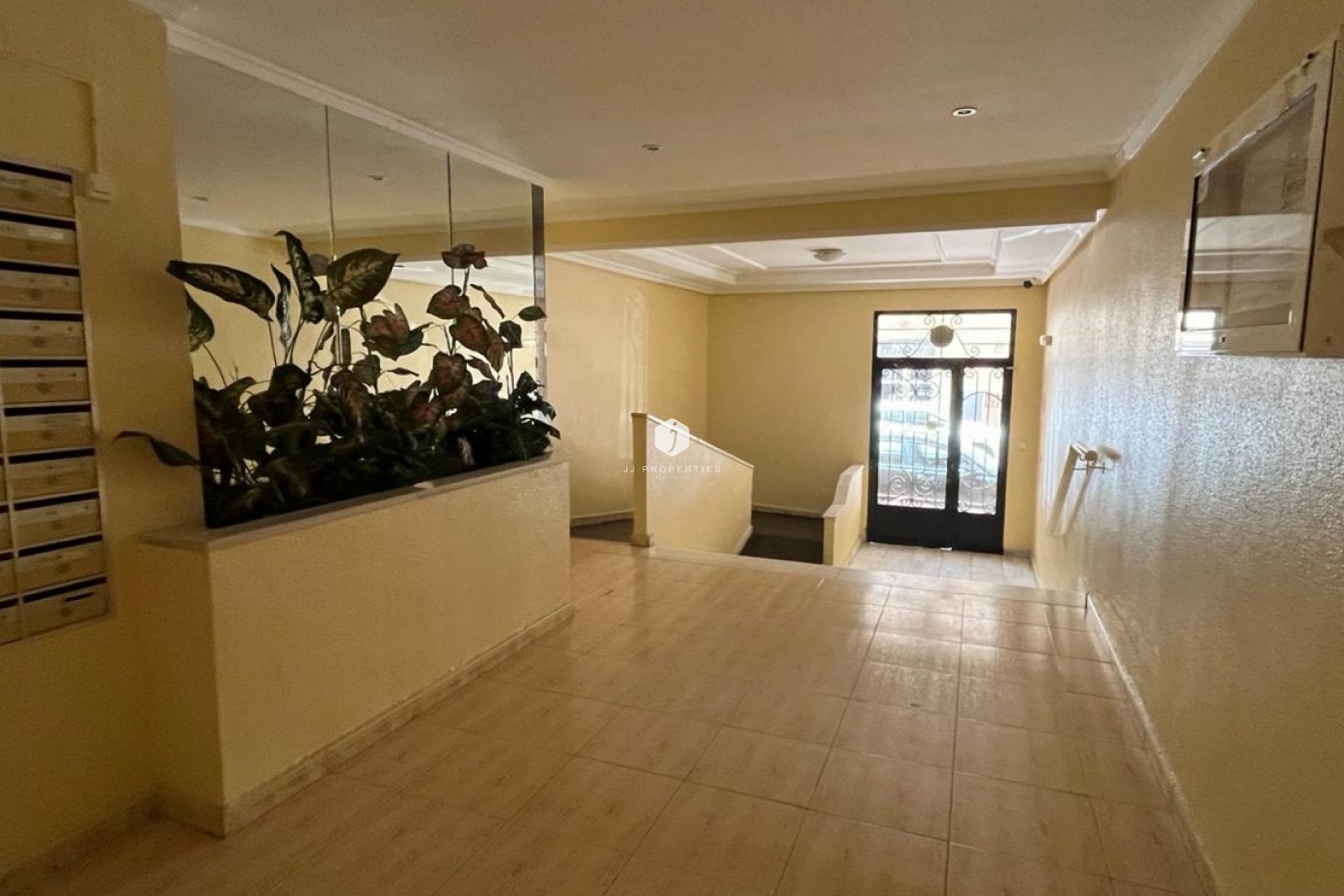 D'occasion - Appartement -
Torrevieja - Costa Blanca