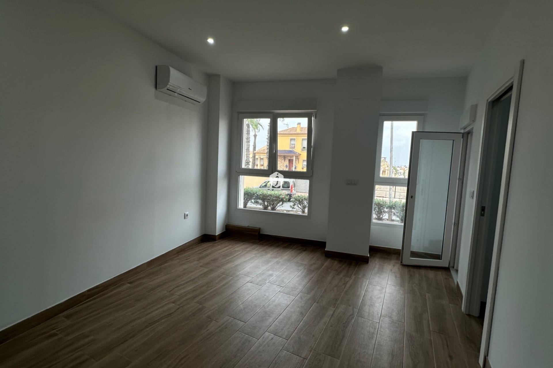 D'occasion - Appartement -
Torrevieja - Costa Blanca