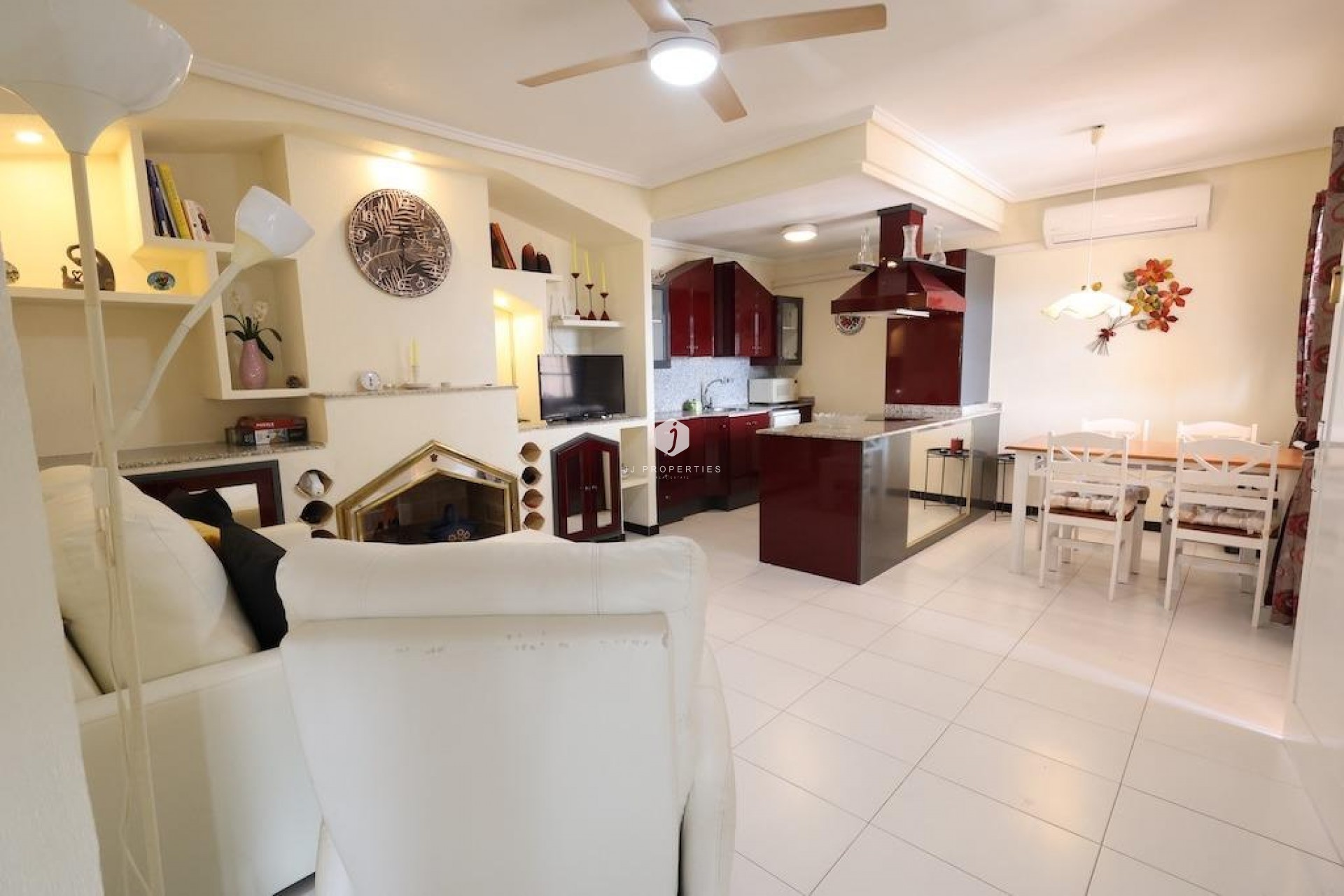 D'occasion - Appartement -
Torrevieja - Costa Blanca