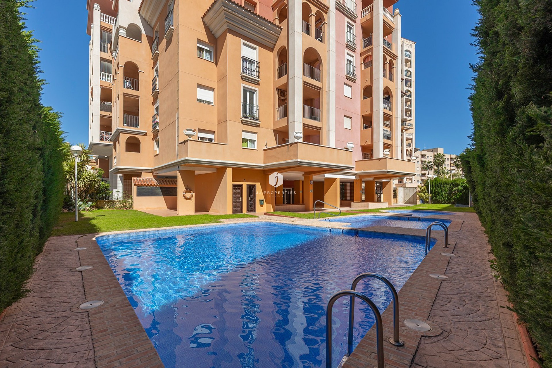 D'occasion - Appartement -
Torrevieja - Costa Blanca