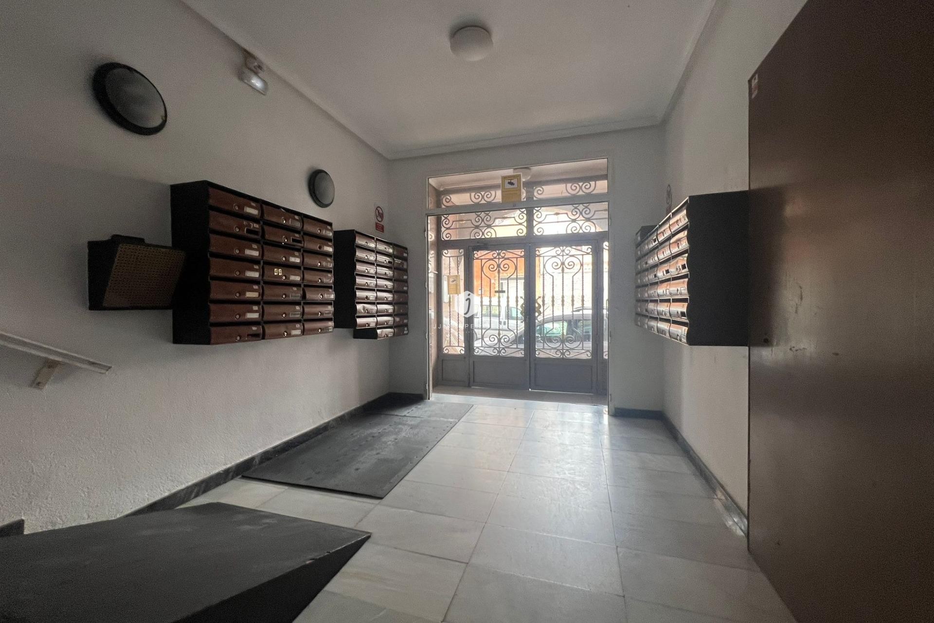 D'occasion - Appartement -
Torrevieja - El molino