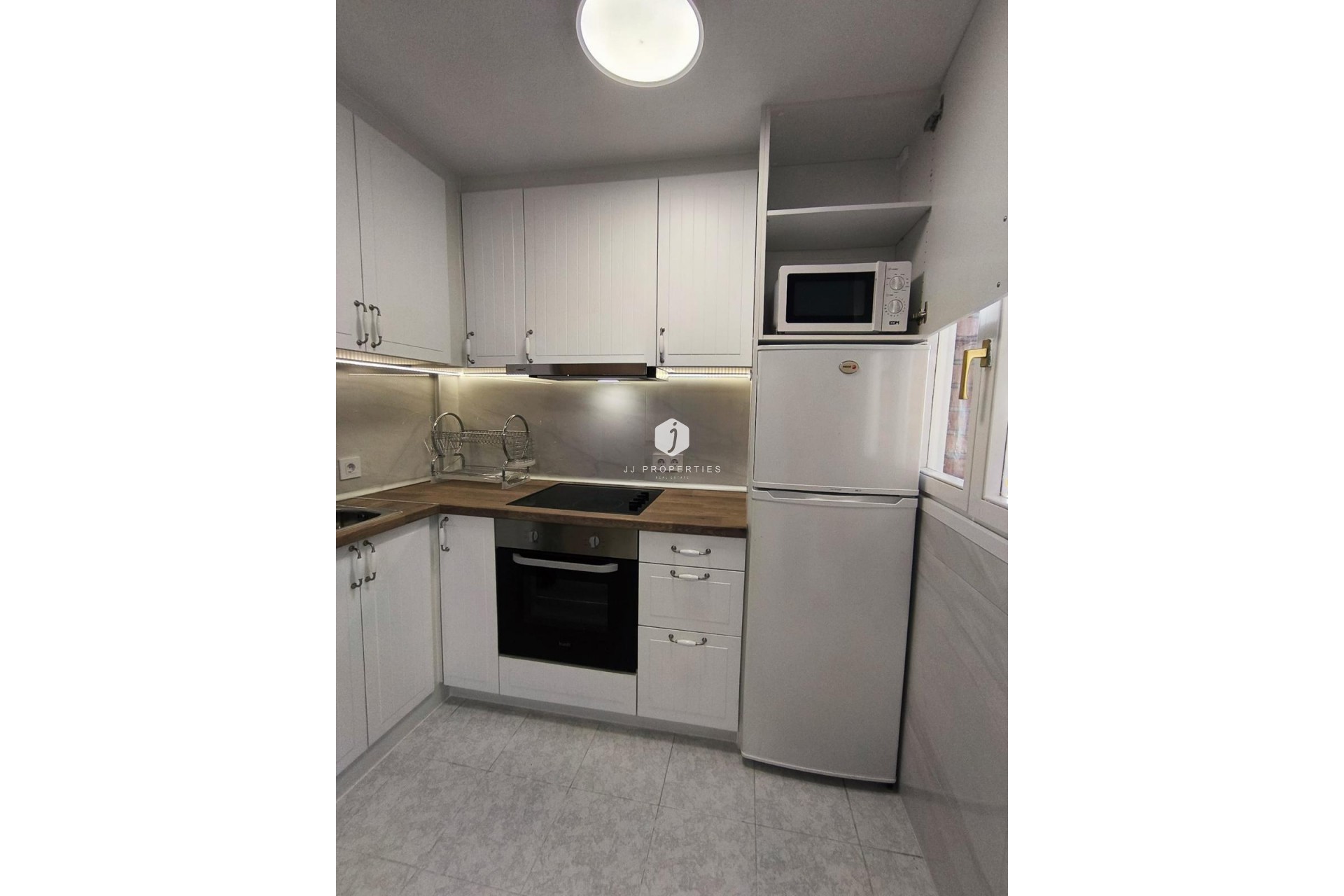 D'occasion - Appartement -
Torrevieja - El molino