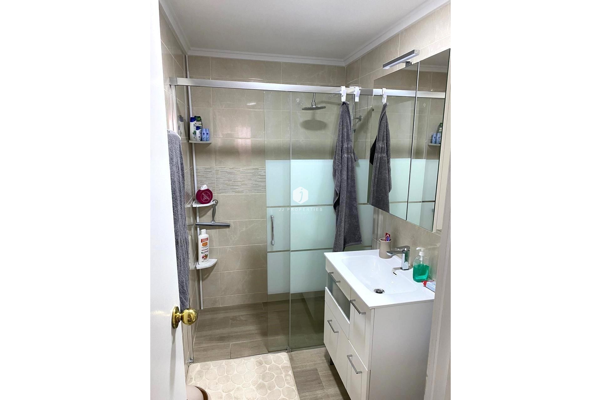 D'occasion - Appartement -
Torrevieja - El molino