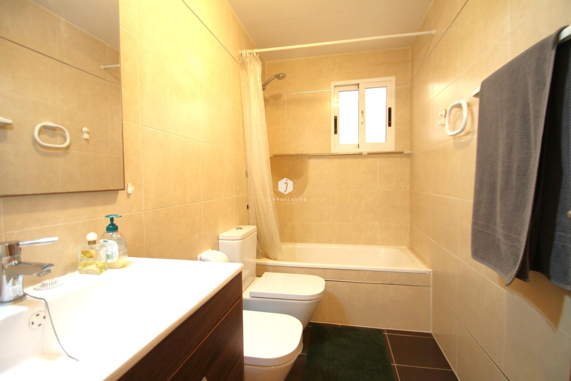 D'occasion - Appartement -
Torrevieja - El molino