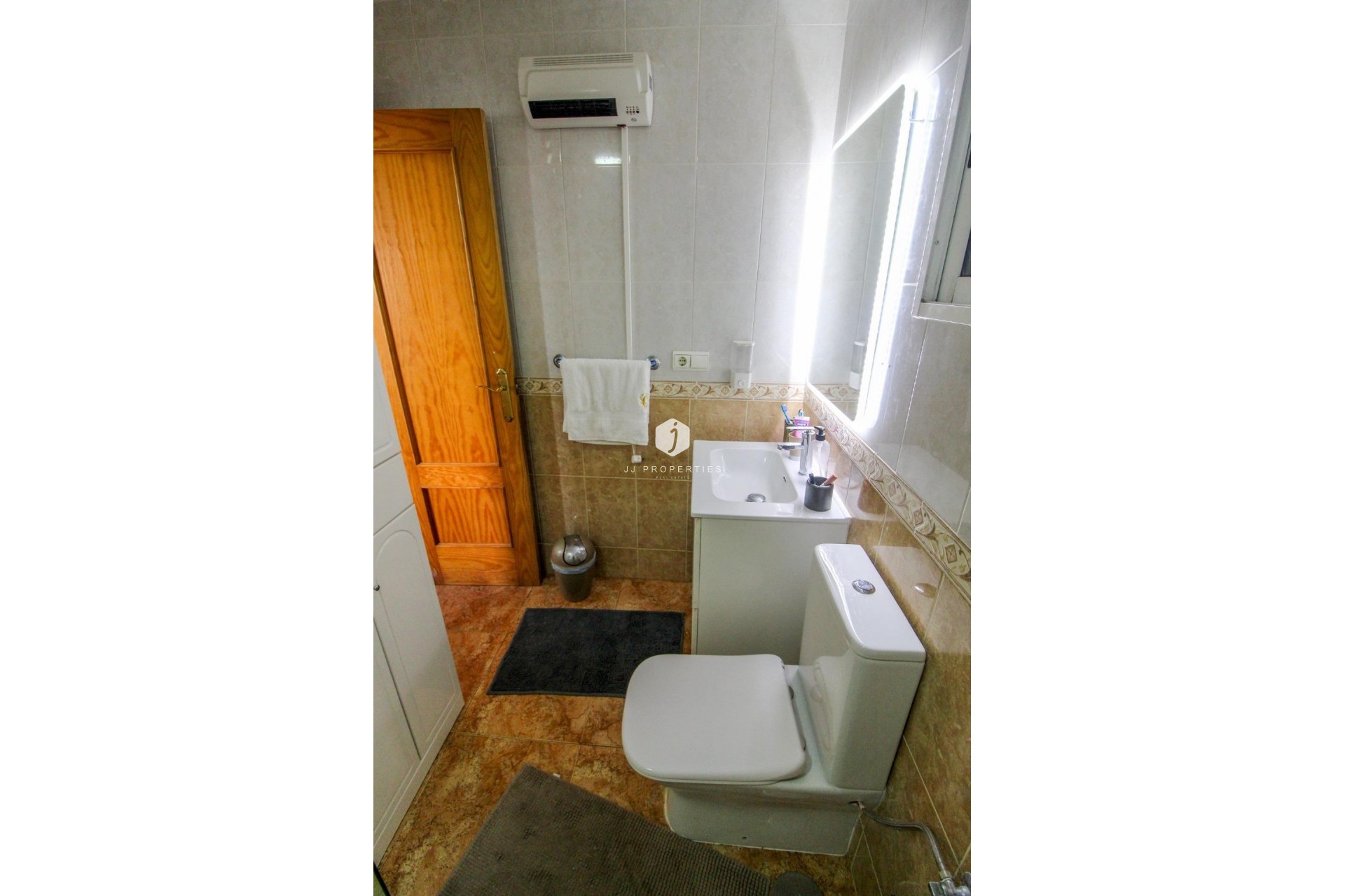 D'occasion - Appartement -
Torrevieja - El molino