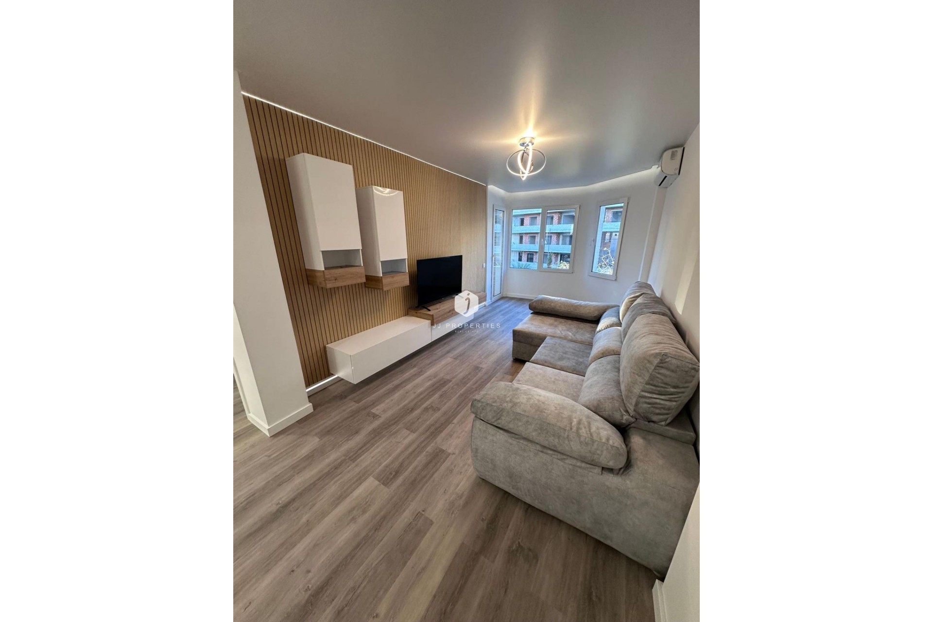 D'occasion - Appartement -
Torrevieja - Estacion de autobuses