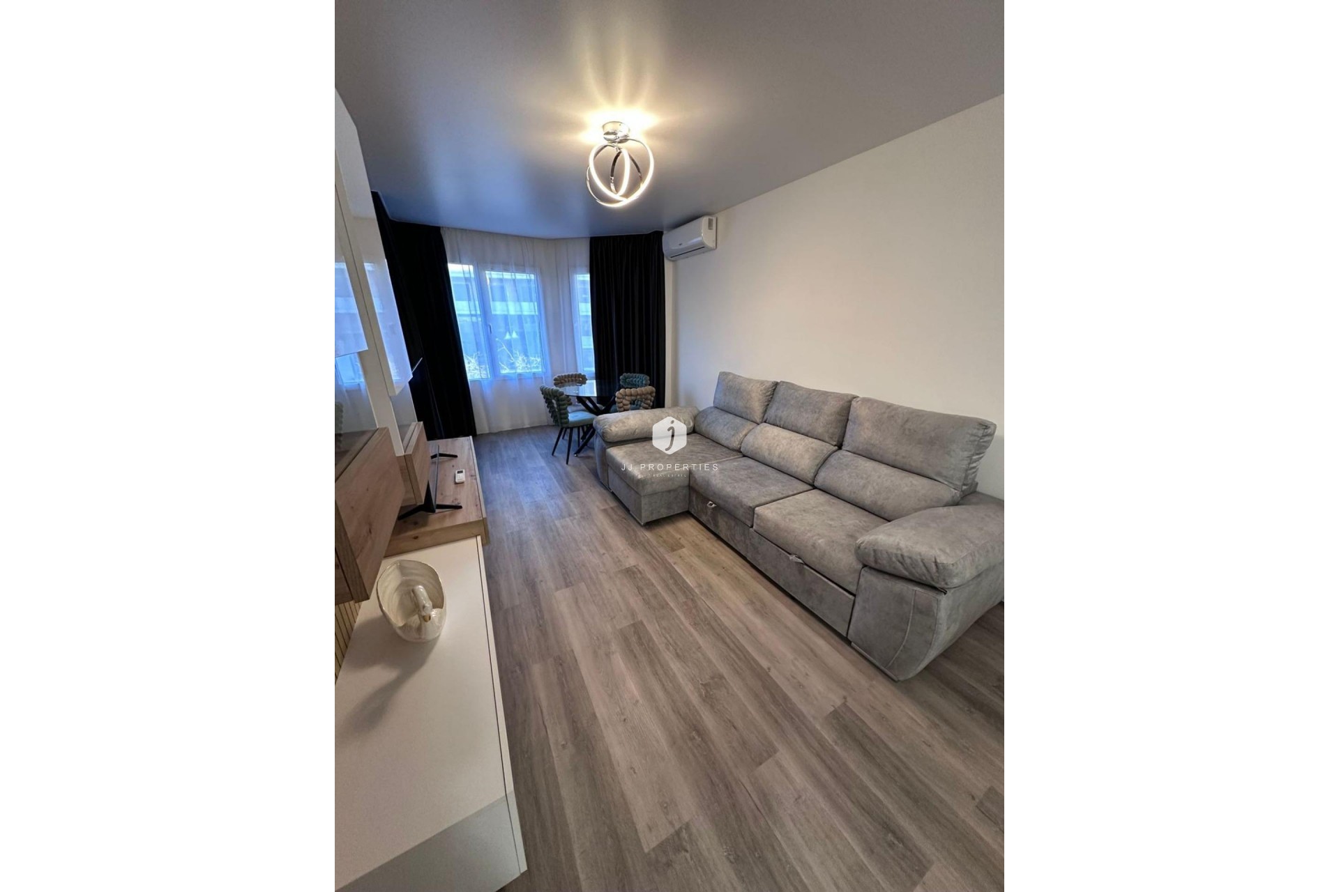 D'occasion - Appartement -
Torrevieja - Estacion de autobuses