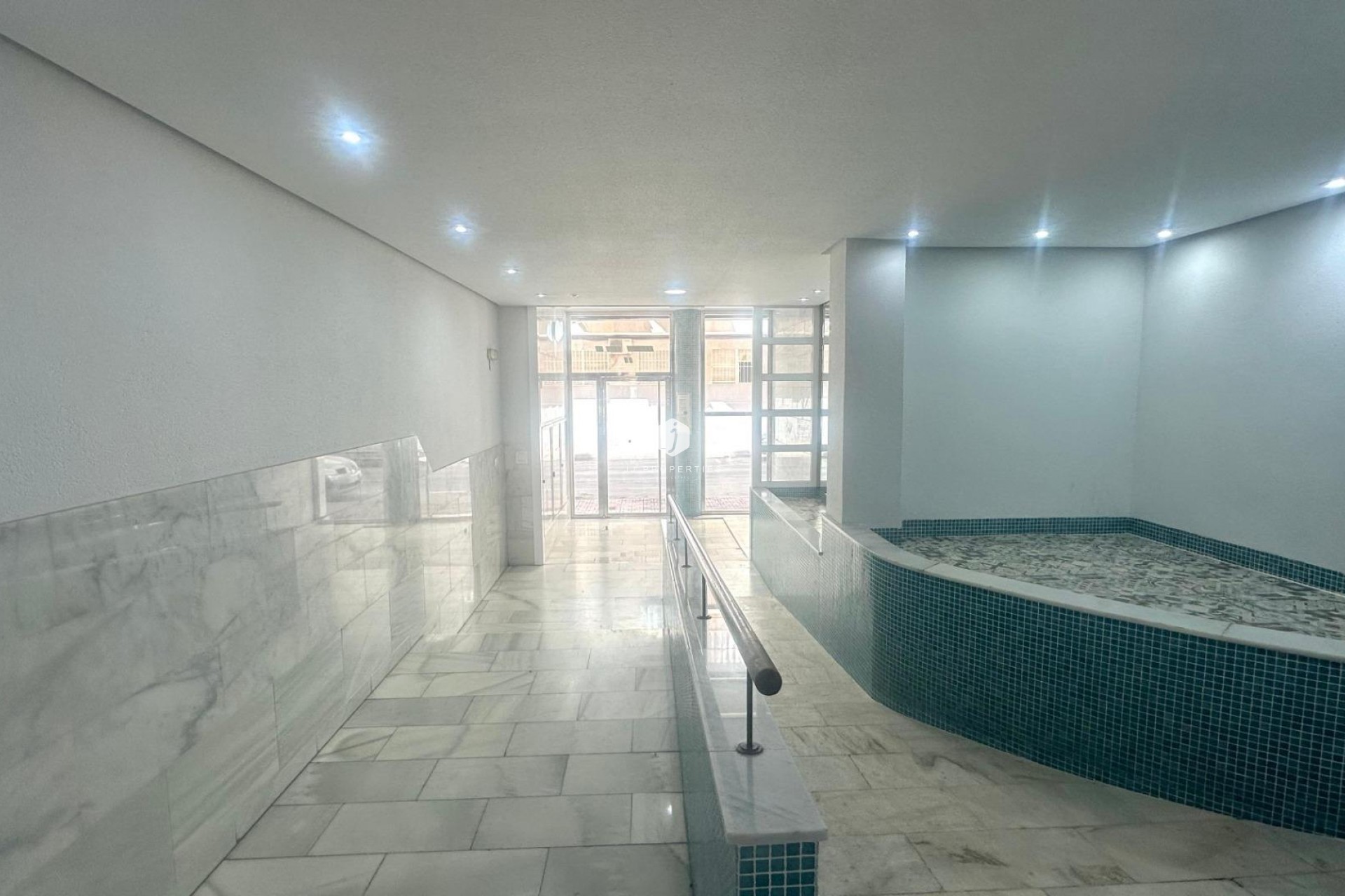 D'occasion - Appartement -
Torrevieja - Estacion de autobuses