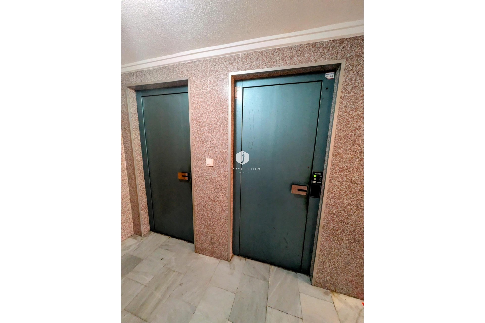 D'occasion - Appartement -
Torrevieja - Estacion de autobuses