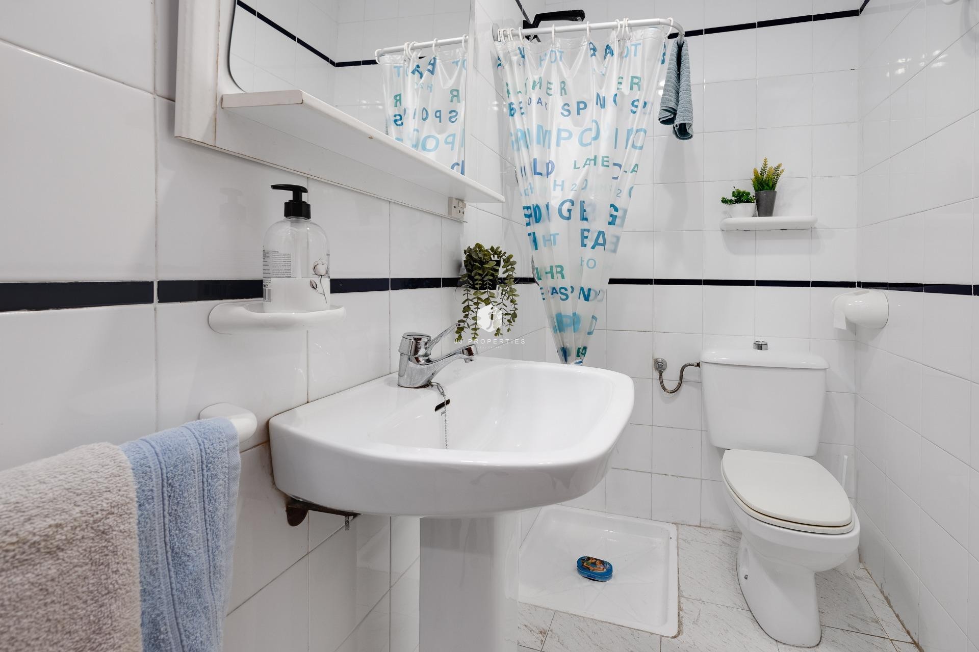 D'occasion - Appartement -
Torrevieja - Estacion de autobuses