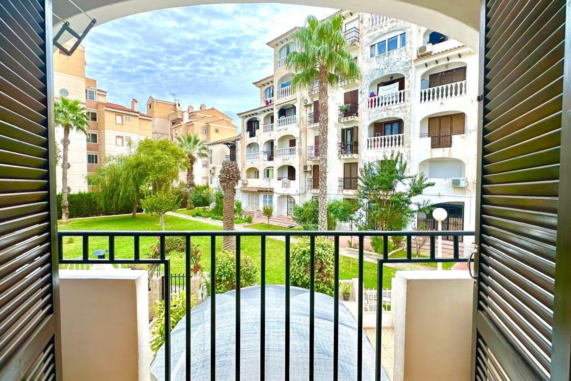 D'occasion - Appartement -
Torrevieja - Estacion de autobuses