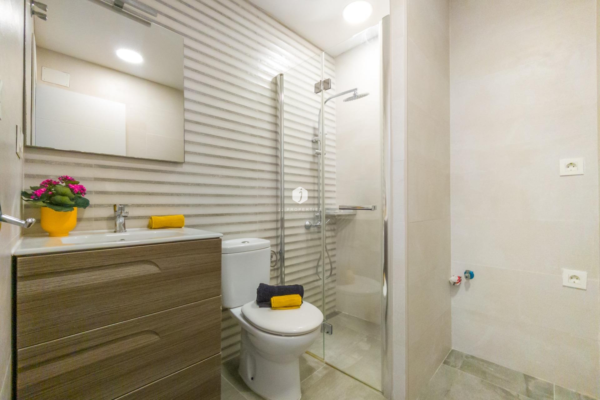 D'occasion - Appartement -
Torrevieja - Estacion de autobuses