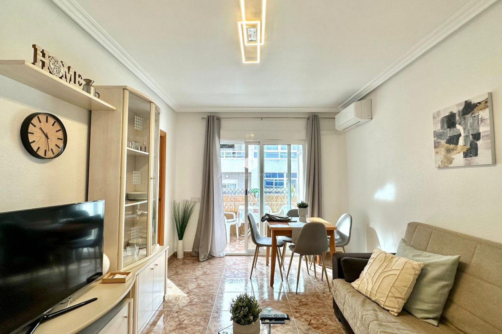 D'occasion - Appartement -
Torrevieja - Estacion de autobuses