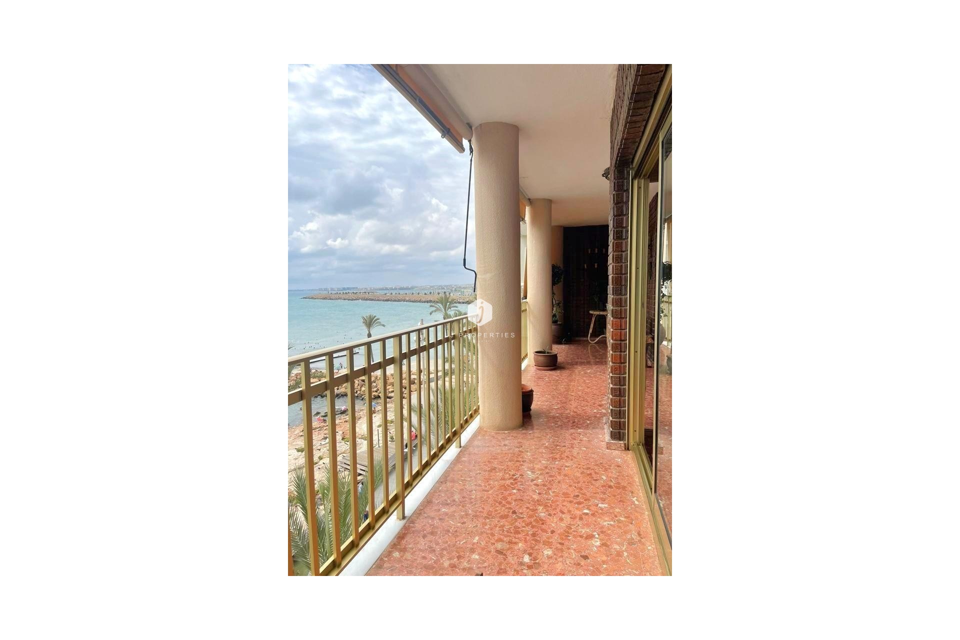 D'occasion - Appartement -
Torrevieja - Estacion de autobuses