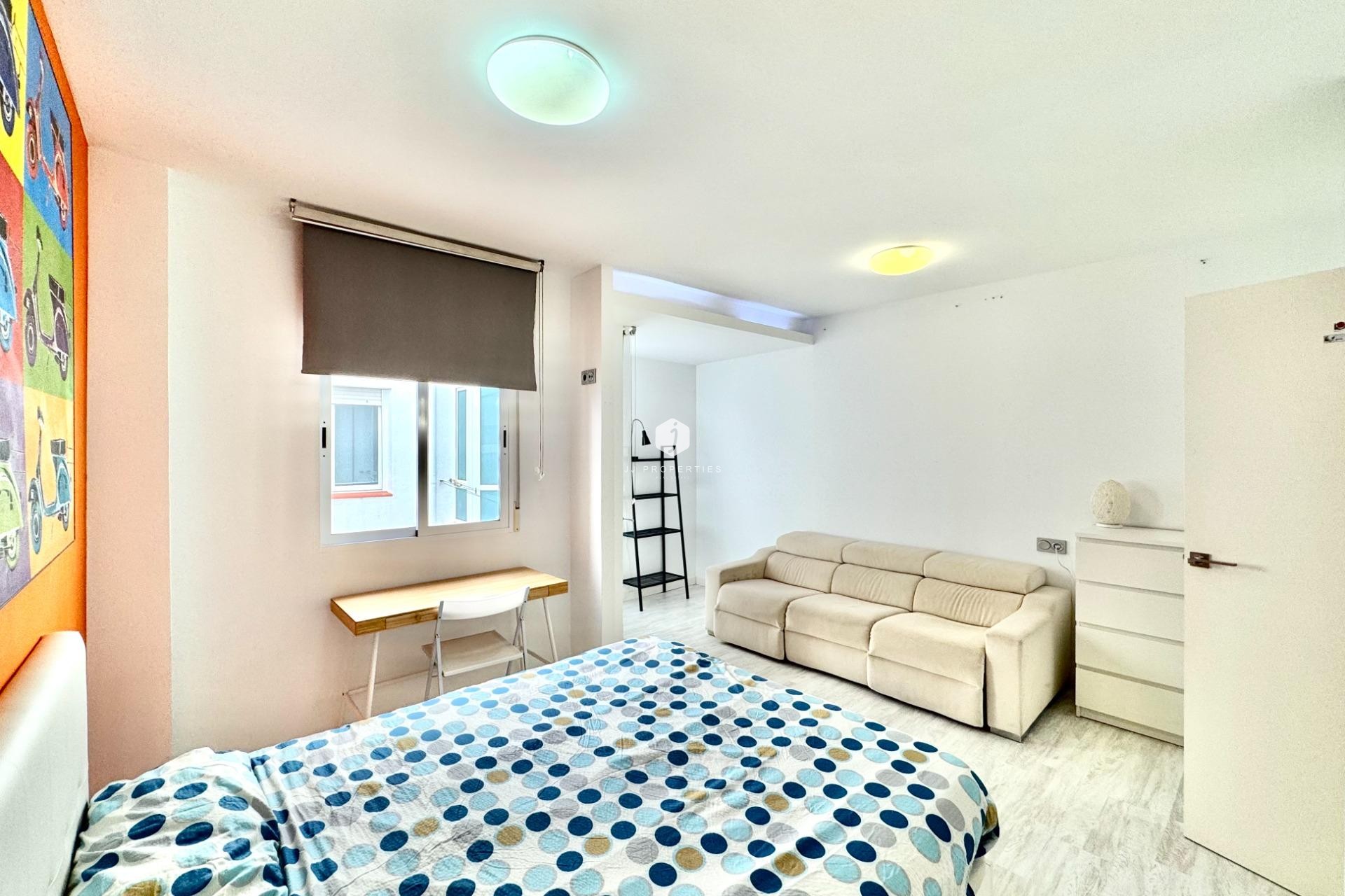 D'occasion - Appartement -
Torrevieja - Estacion de autobuses