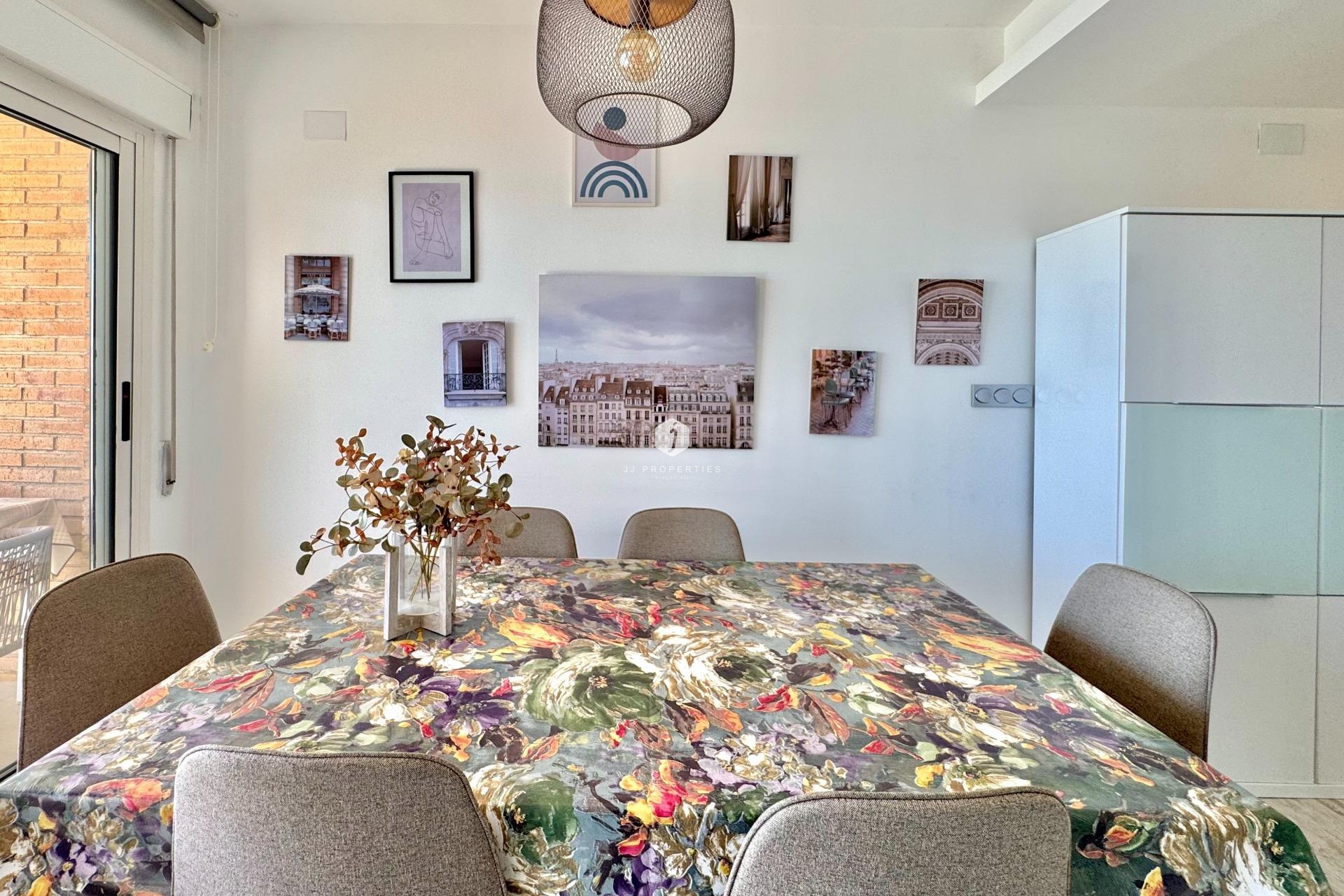 D'occasion - Appartement -
Torrevieja - Estacion de autobuses