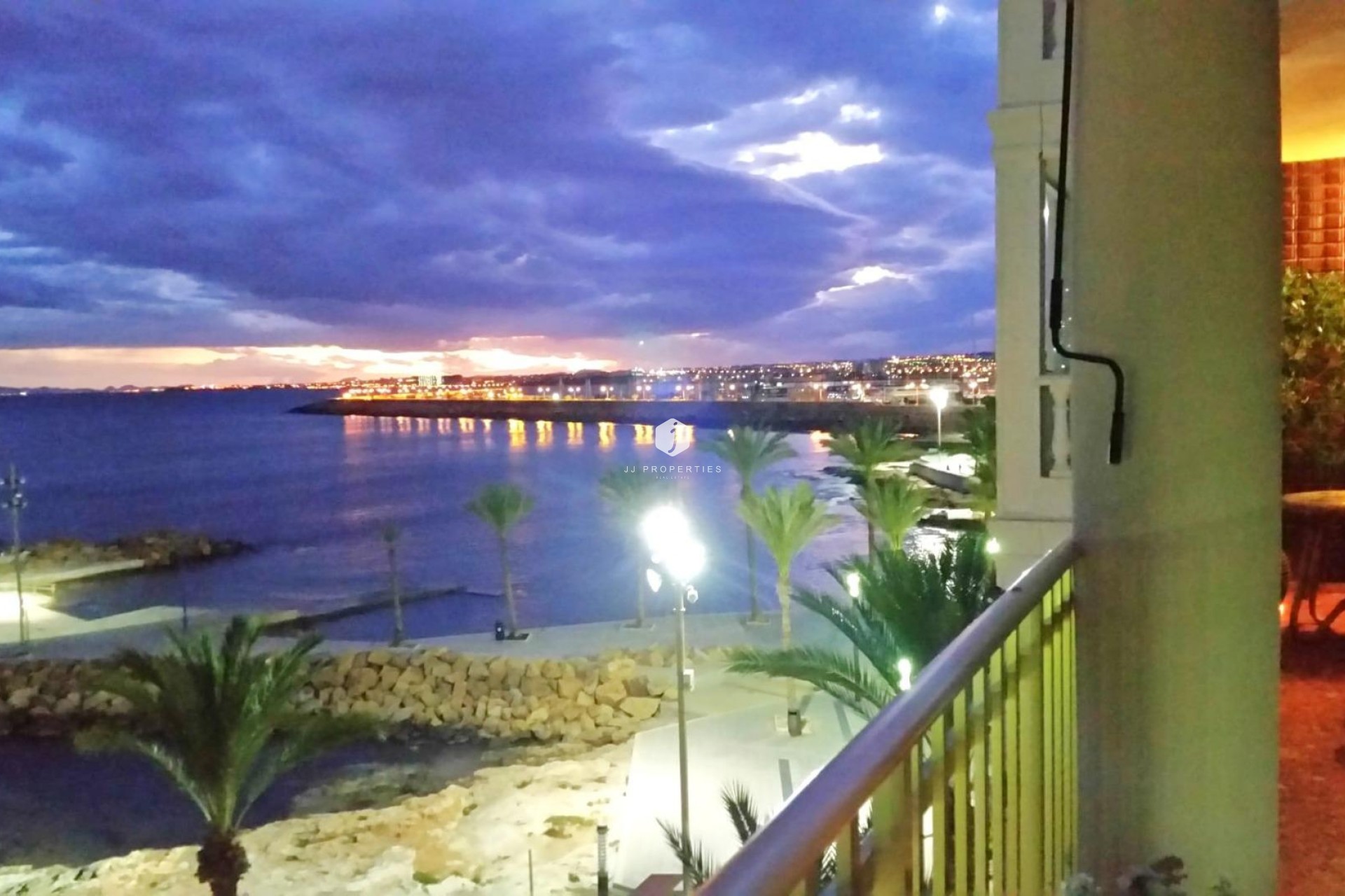 D'occasion - Appartement -
Torrevieja - Estacion de autobuses