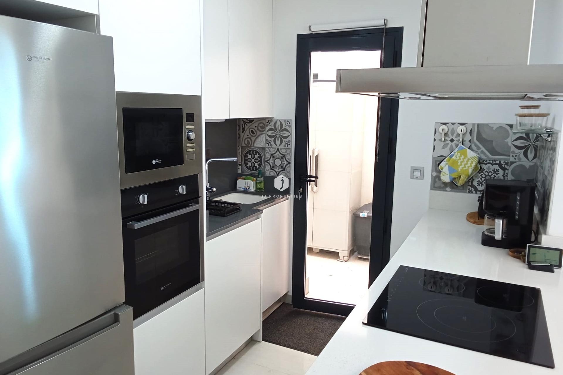 D'occasion - Appartement -
Torrevieja - Estacion de autobuses