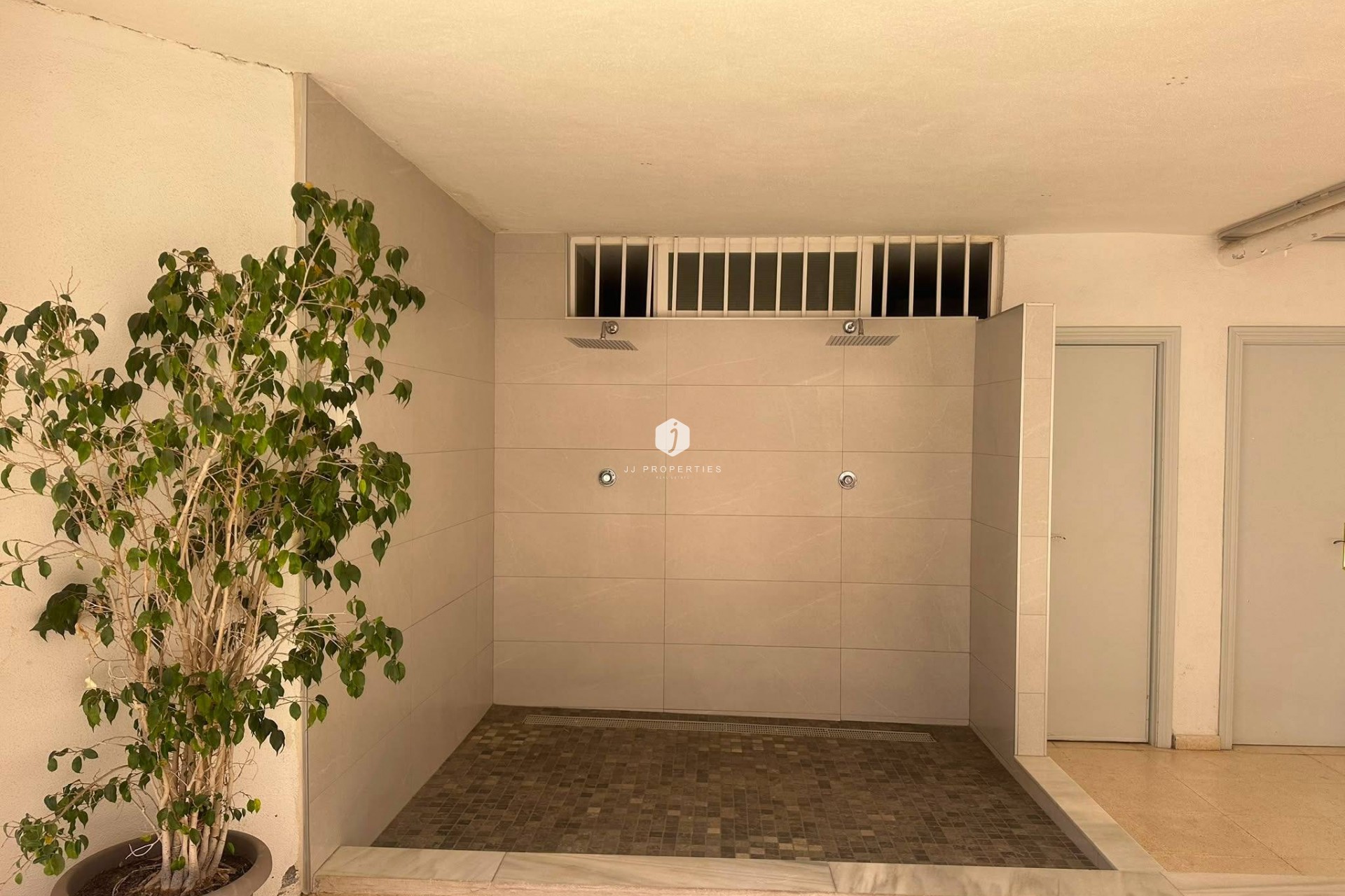 D'occasion - Appartement -
Torrevieja - Estacion de autobuses