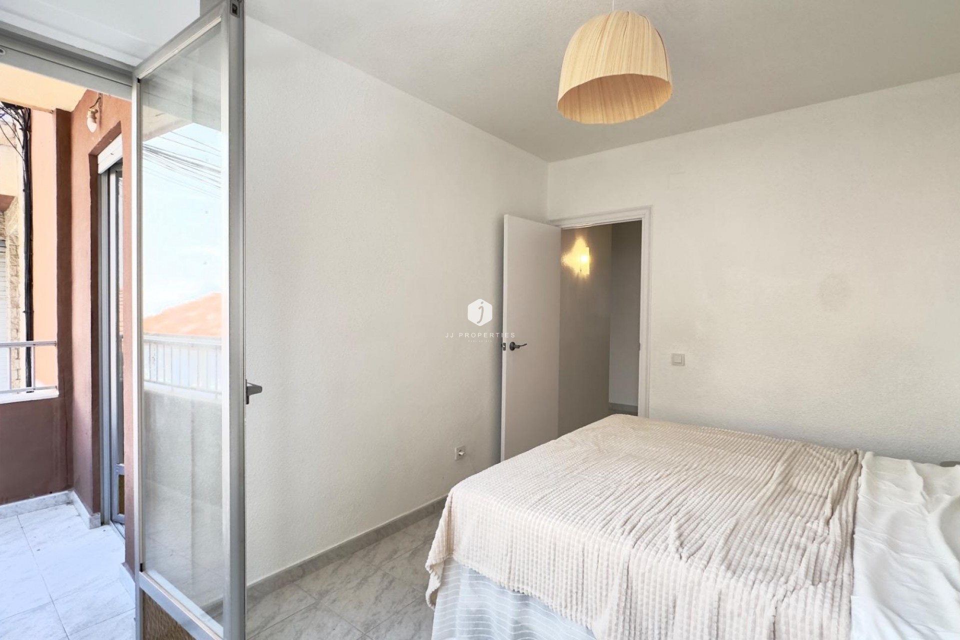 D'occasion - Appartement -
Torrevieja - Estacion de autobuses