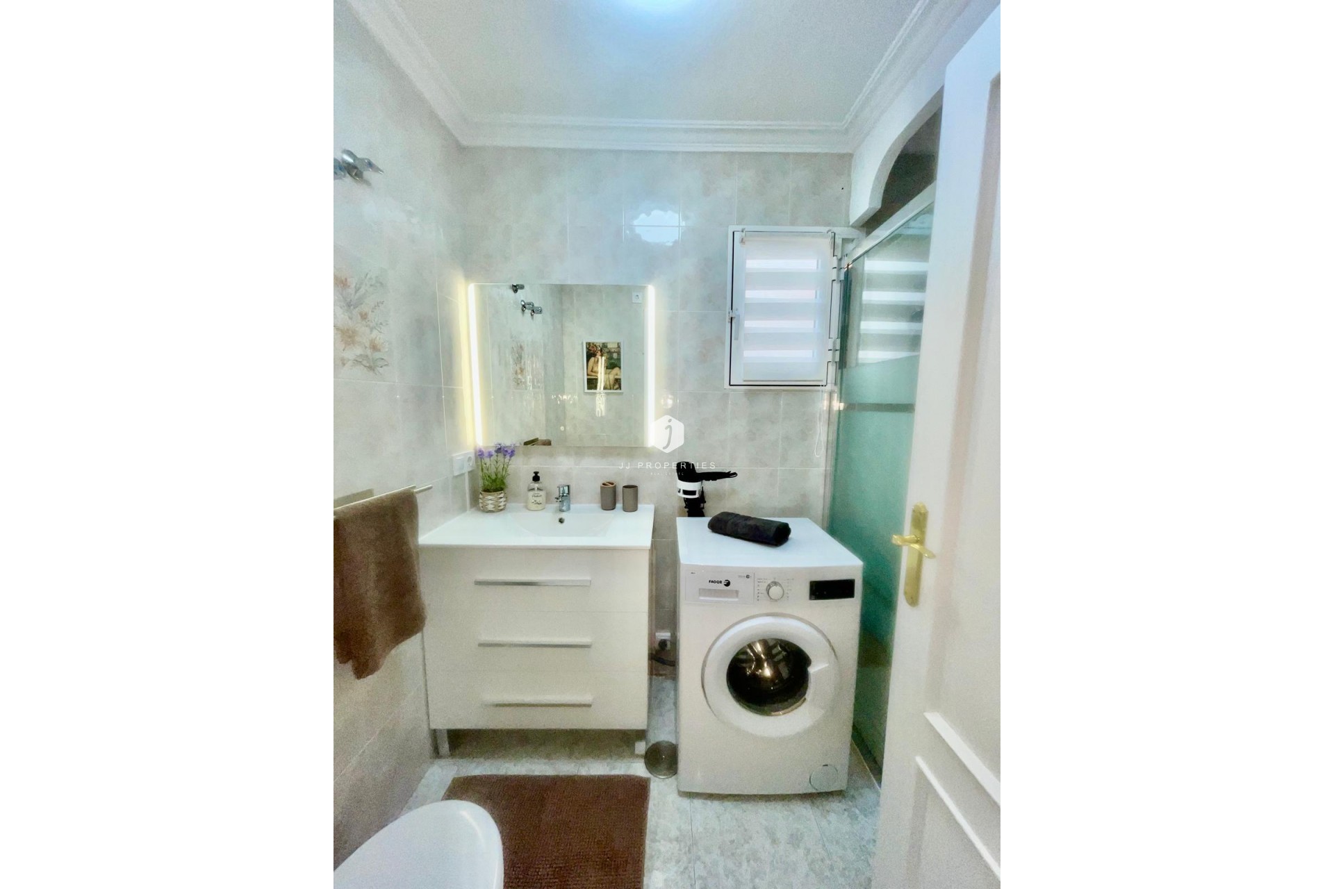 D'occasion - Appartement -
Torrevieja - Estacion de autobuses