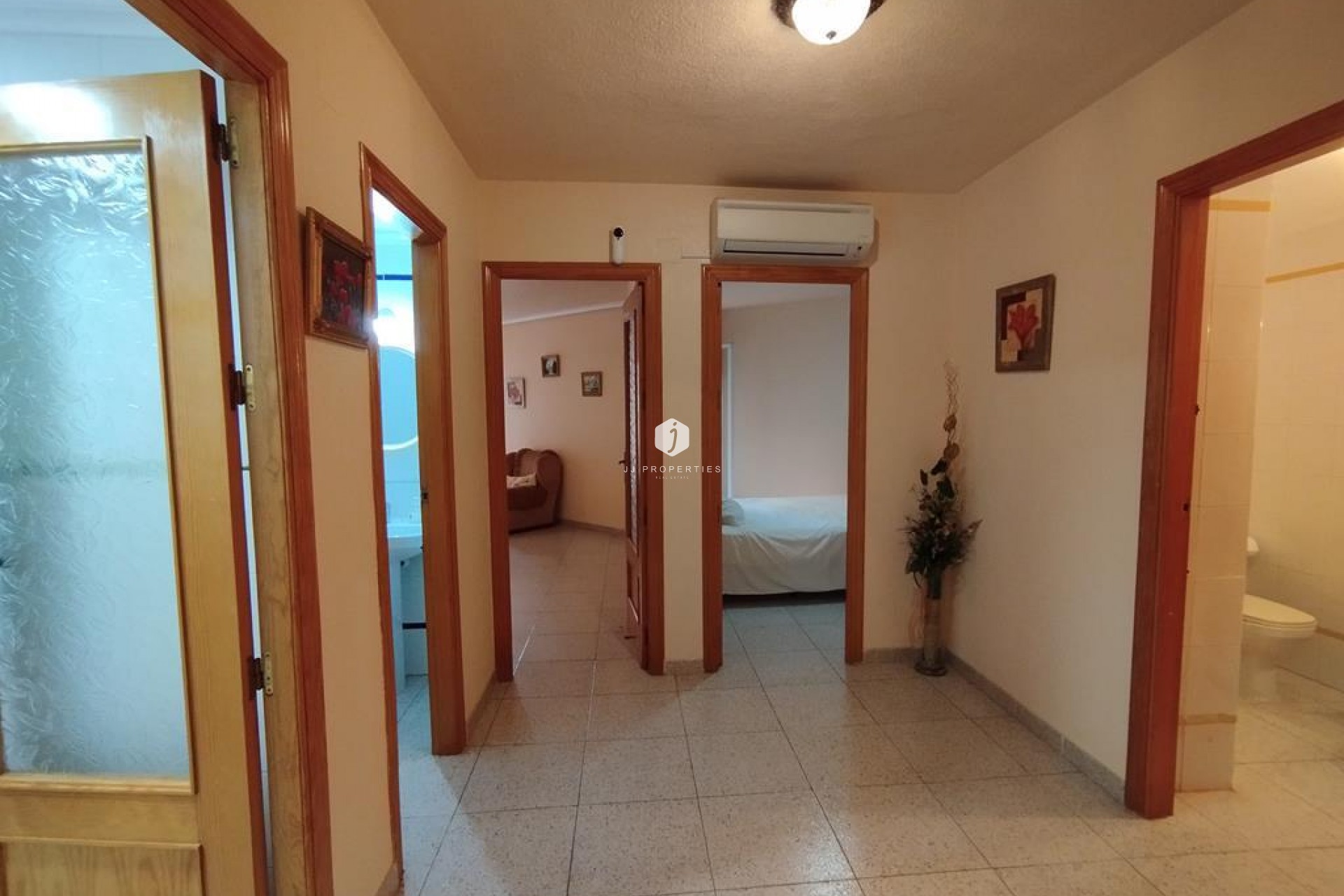 D'occasion - Appartement -
Torrevieja - HABANERAS PLAZA SANTA MARIA