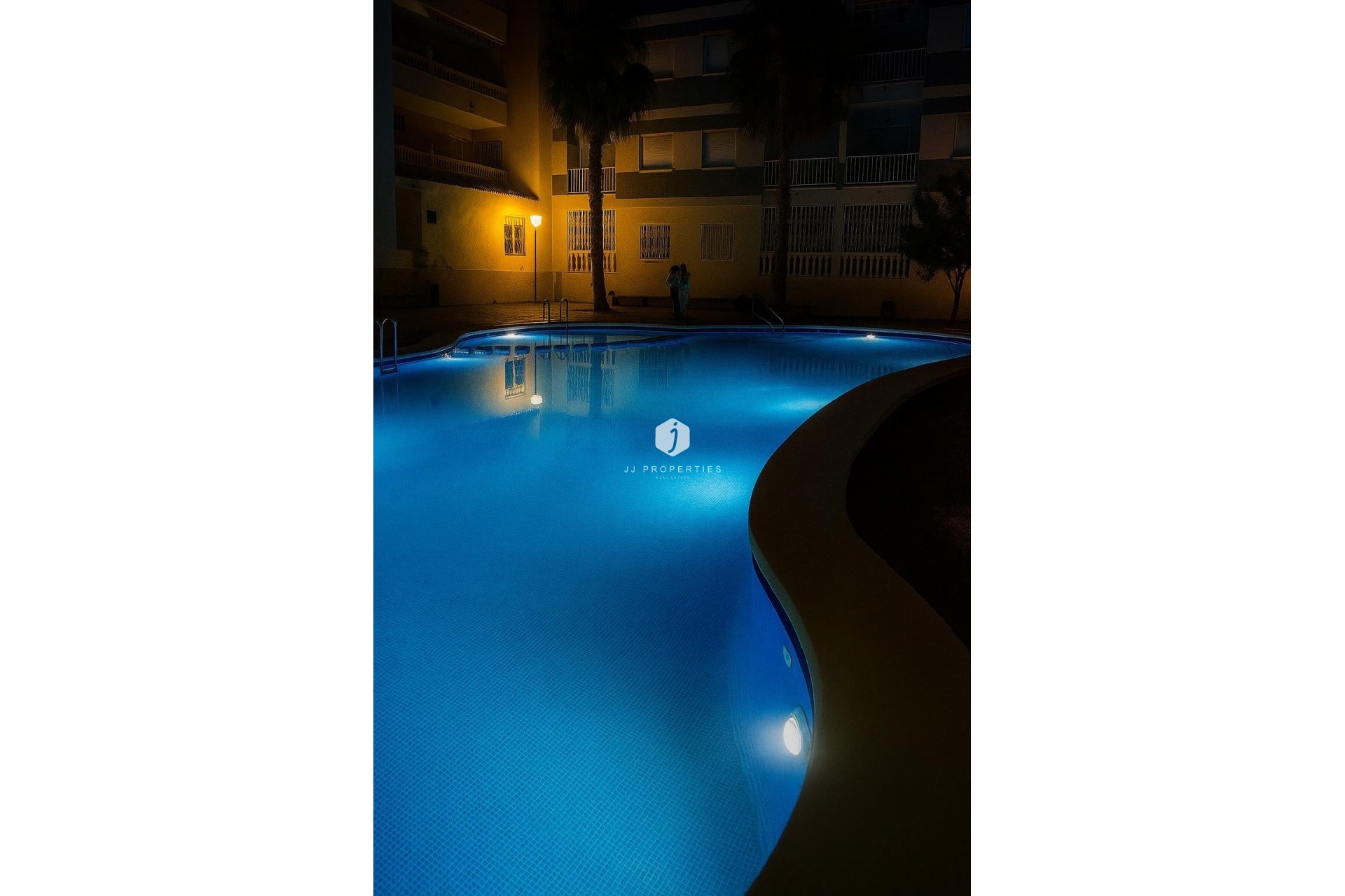 D'occasion - Appartement -
Torrevieja - Habaneras