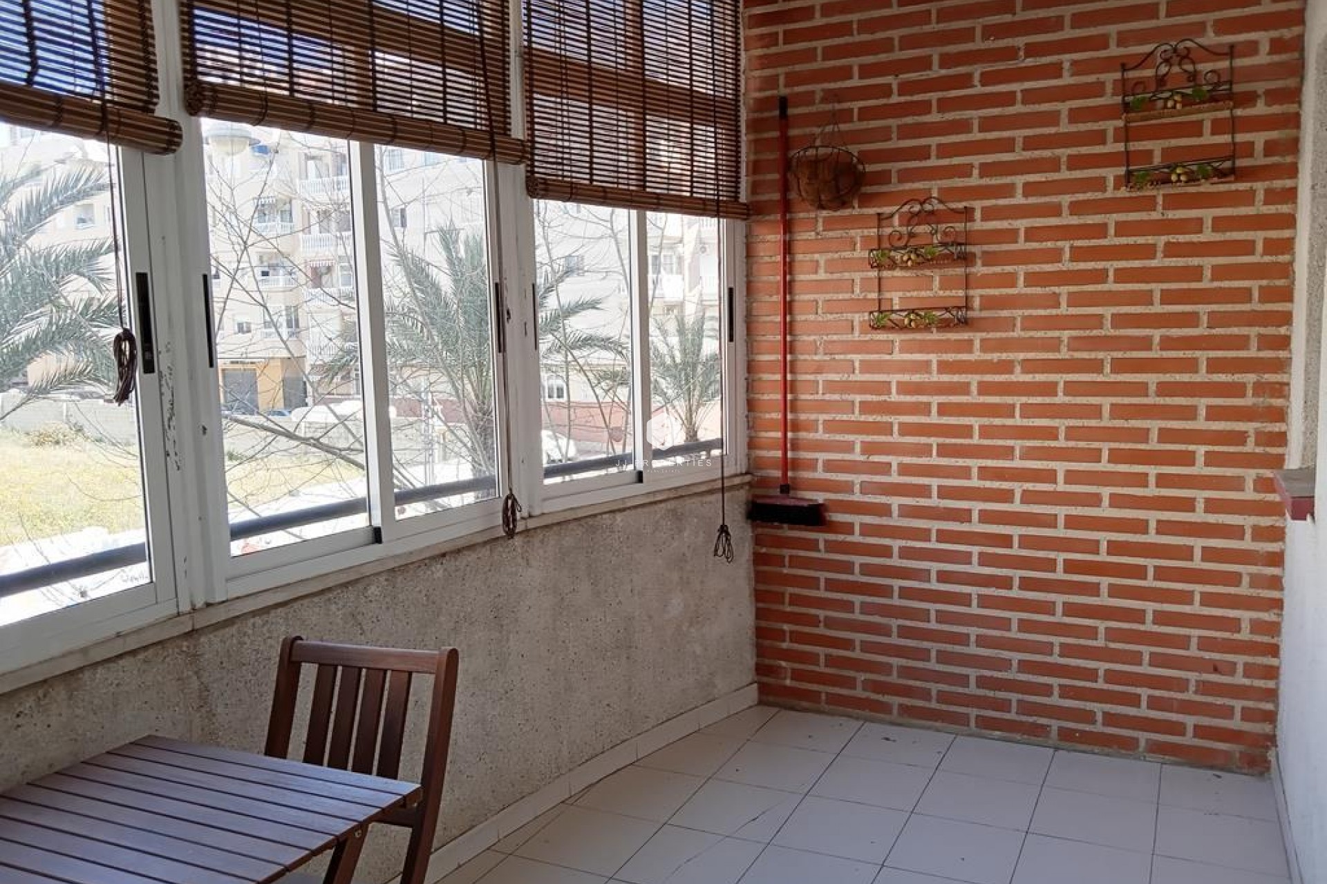 D'occasion - Appartement -
Torrevieja - Habaneras