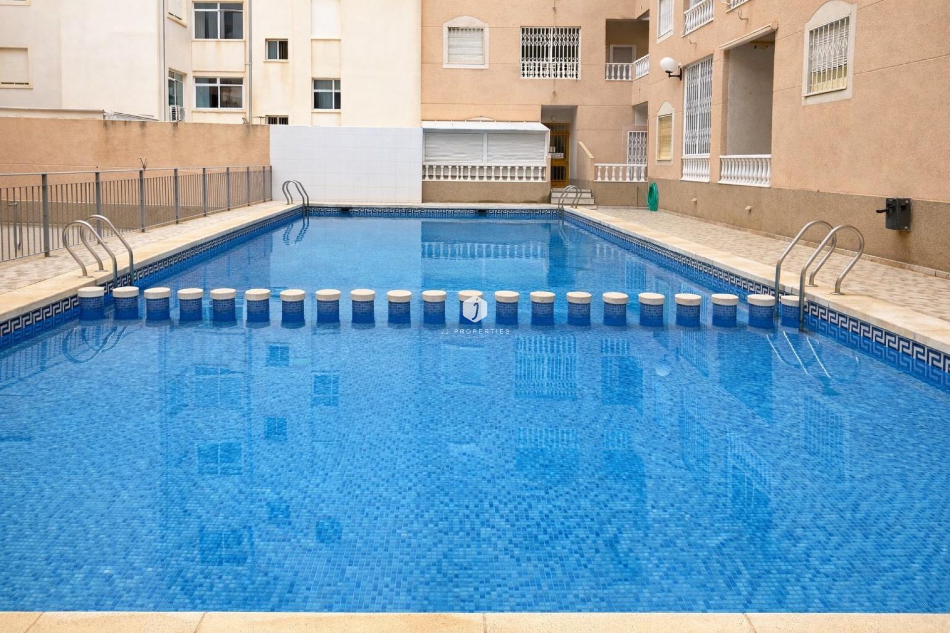 D'occasion - Appartement -
Torrevieja - Habaneras