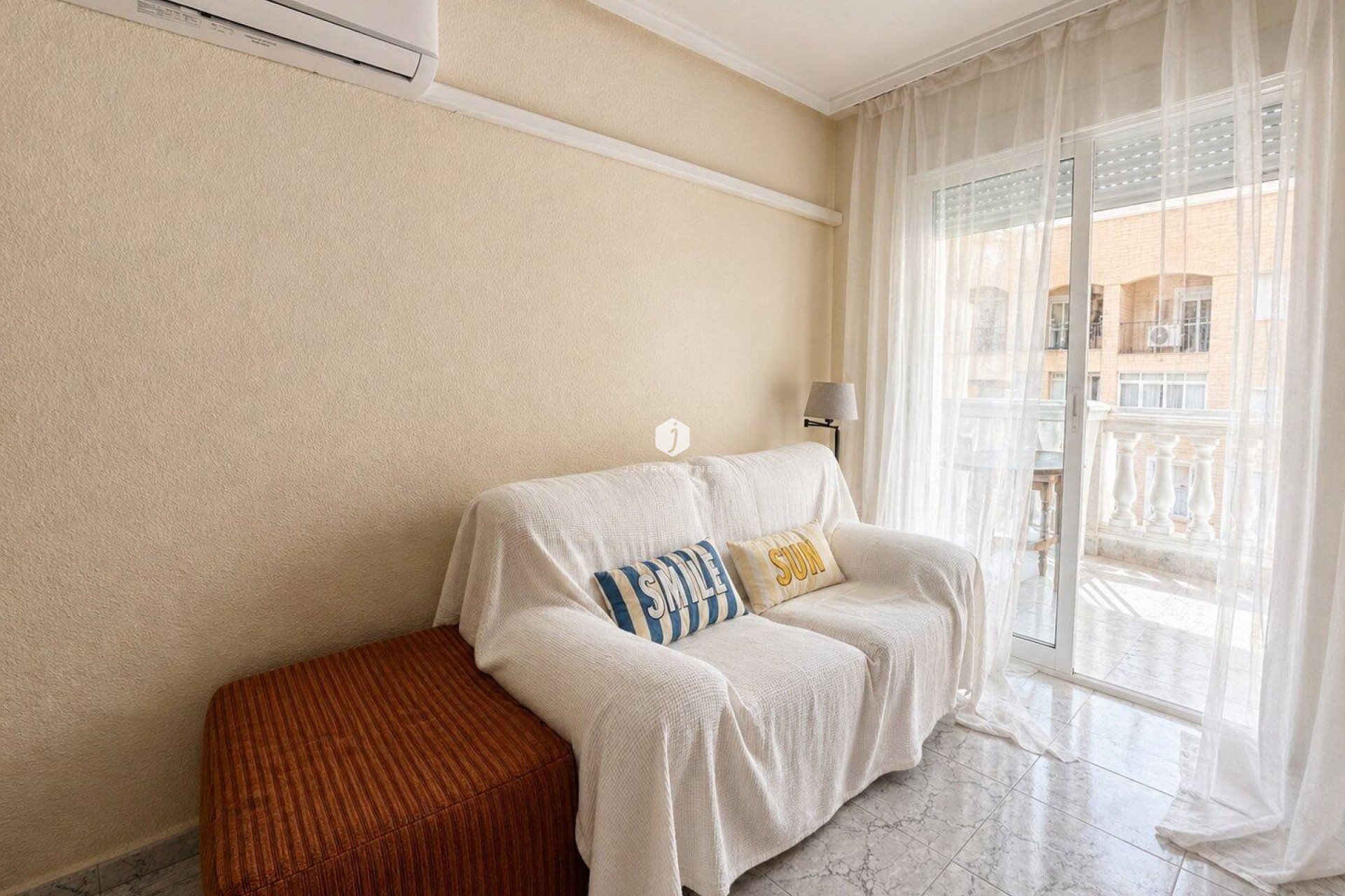 D'occasion - Appartement -
Torrevieja - Habaneras