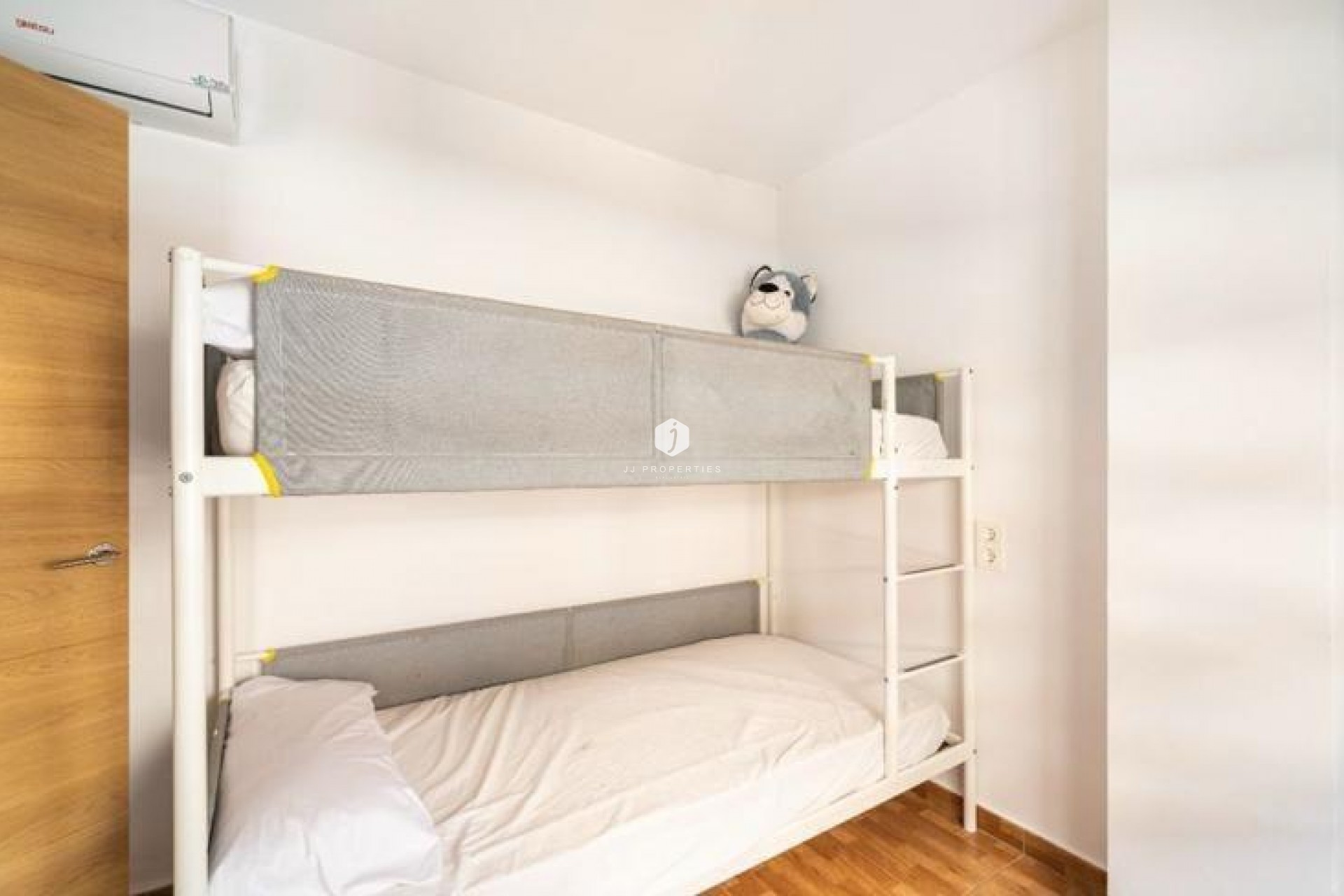 D'occasion - Appartement -
Torrevieja - La Mata Pueblo