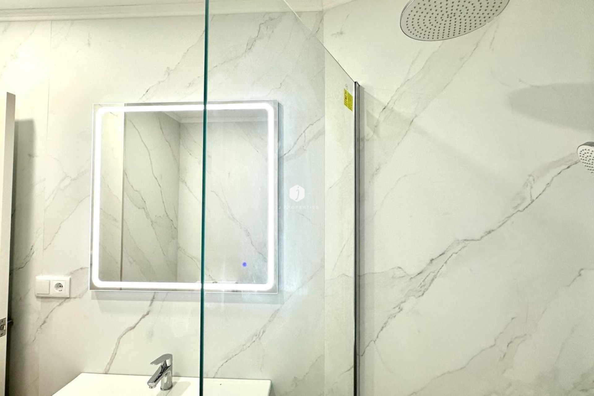 D'occasion - Appartement -
Torrevieja - La Mata Pueblo