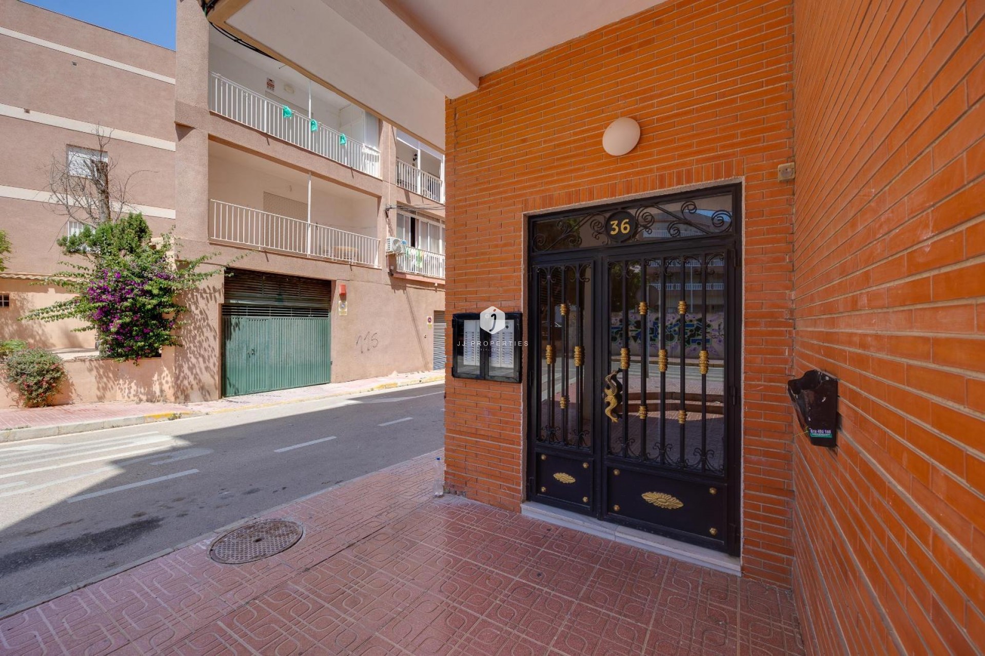 D'occasion - Appartement -
Torrevieja - La Mata Pueblo