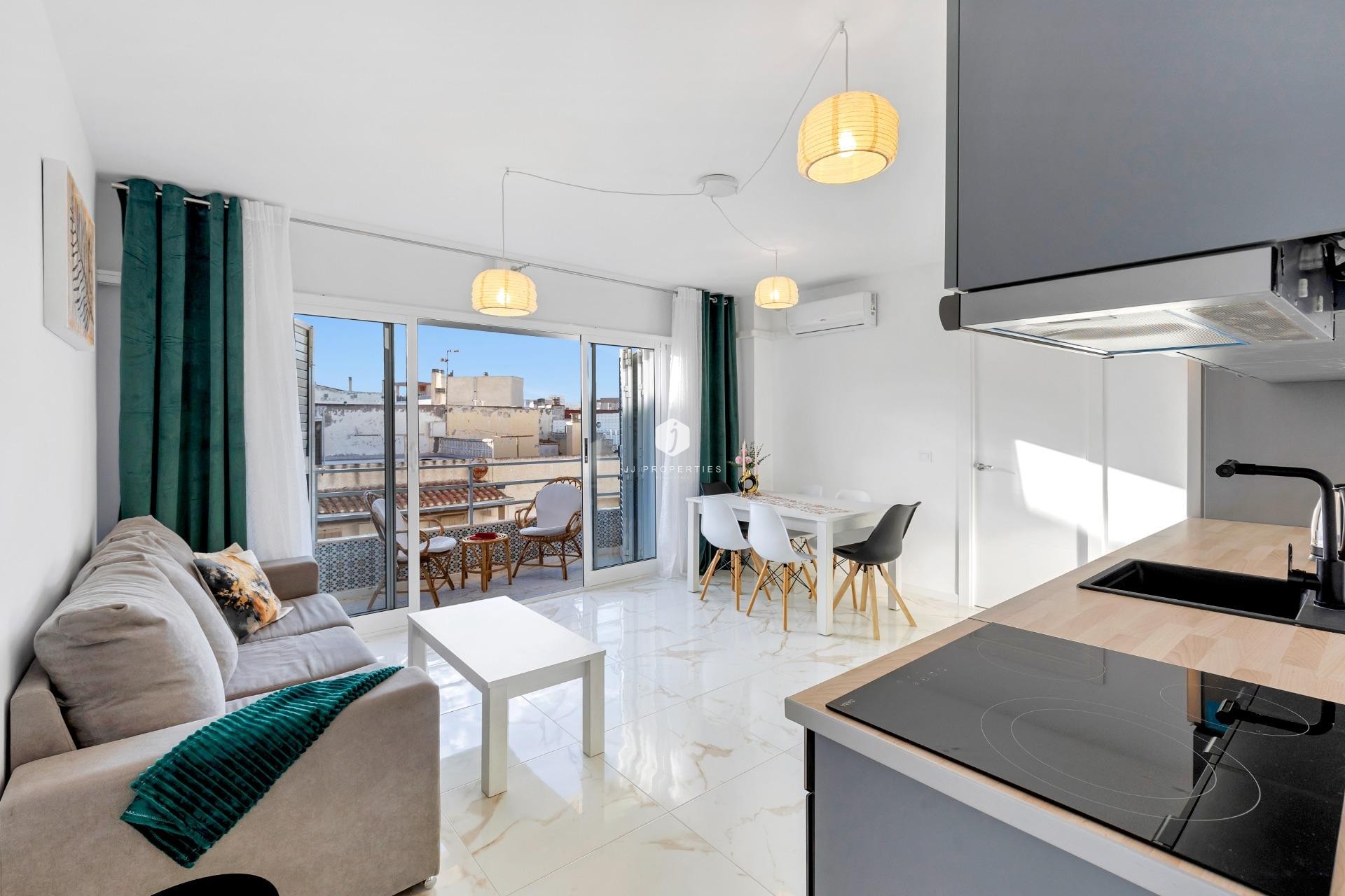 D'occasion - Appartement -
Torrevieja - La Mata