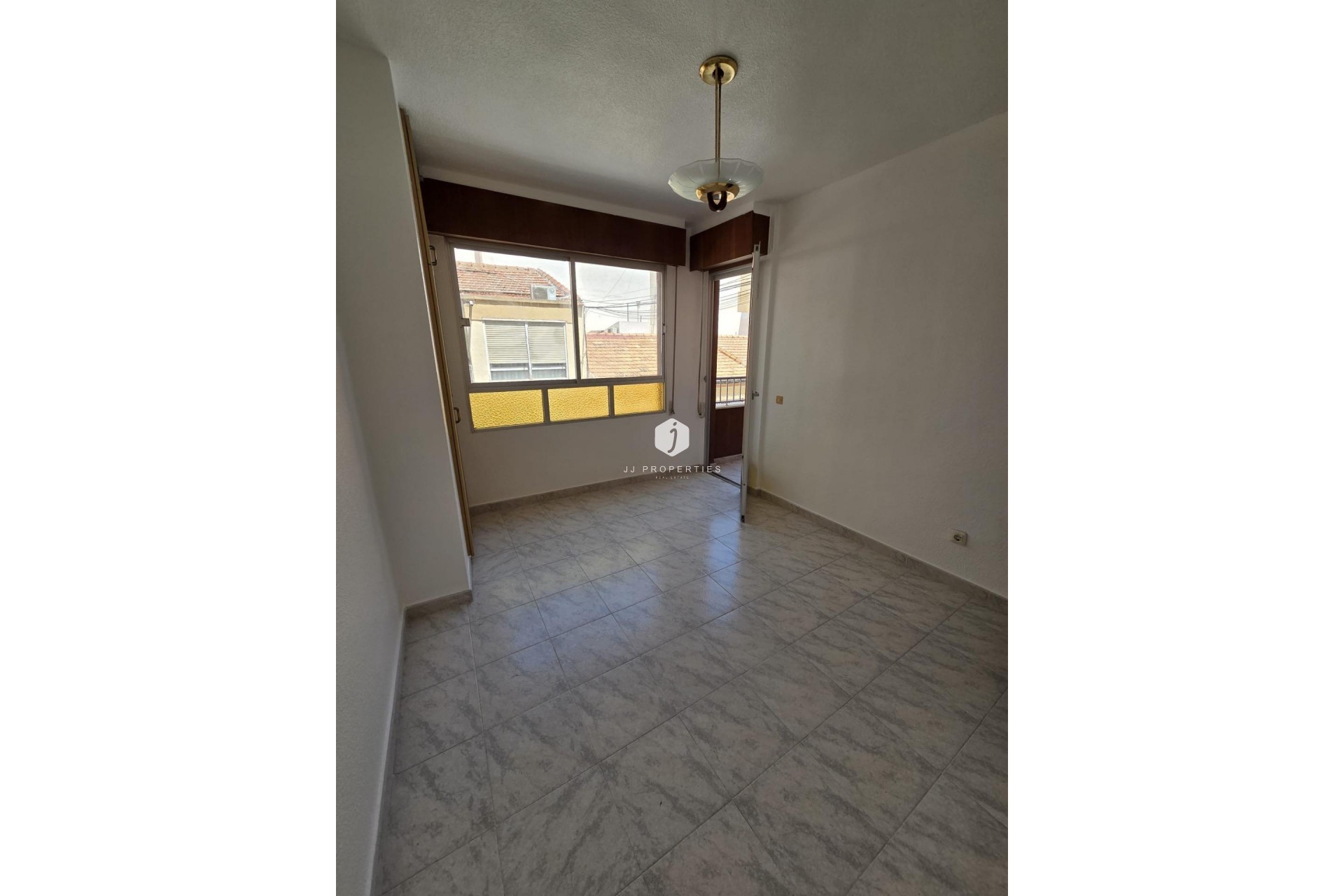 D'occasion - Appartement -
Torrevieja - Las Piscinas Naturales