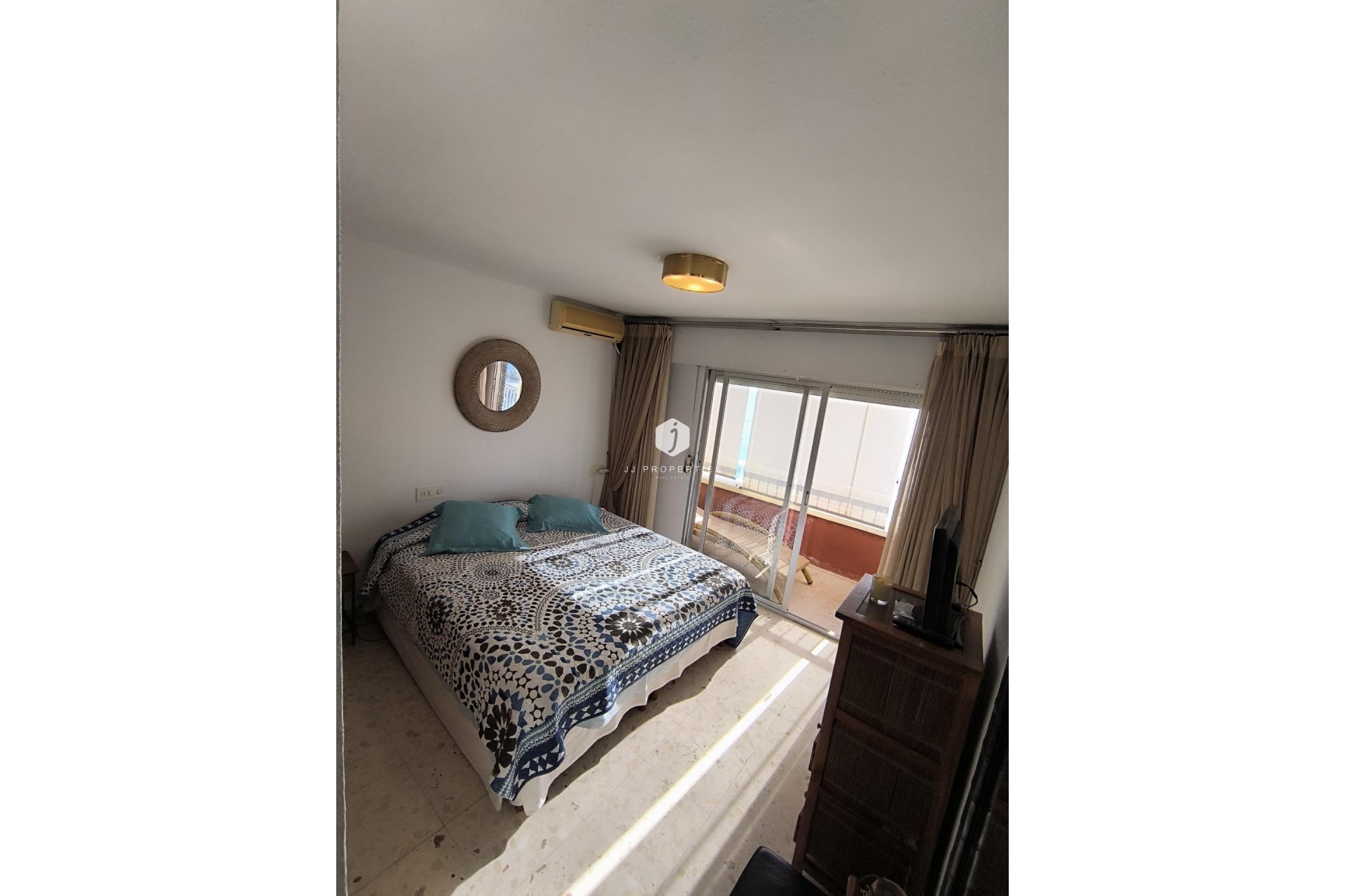 D'occasion - Appartement -
Torrevieja - Las Piscinas Naturales