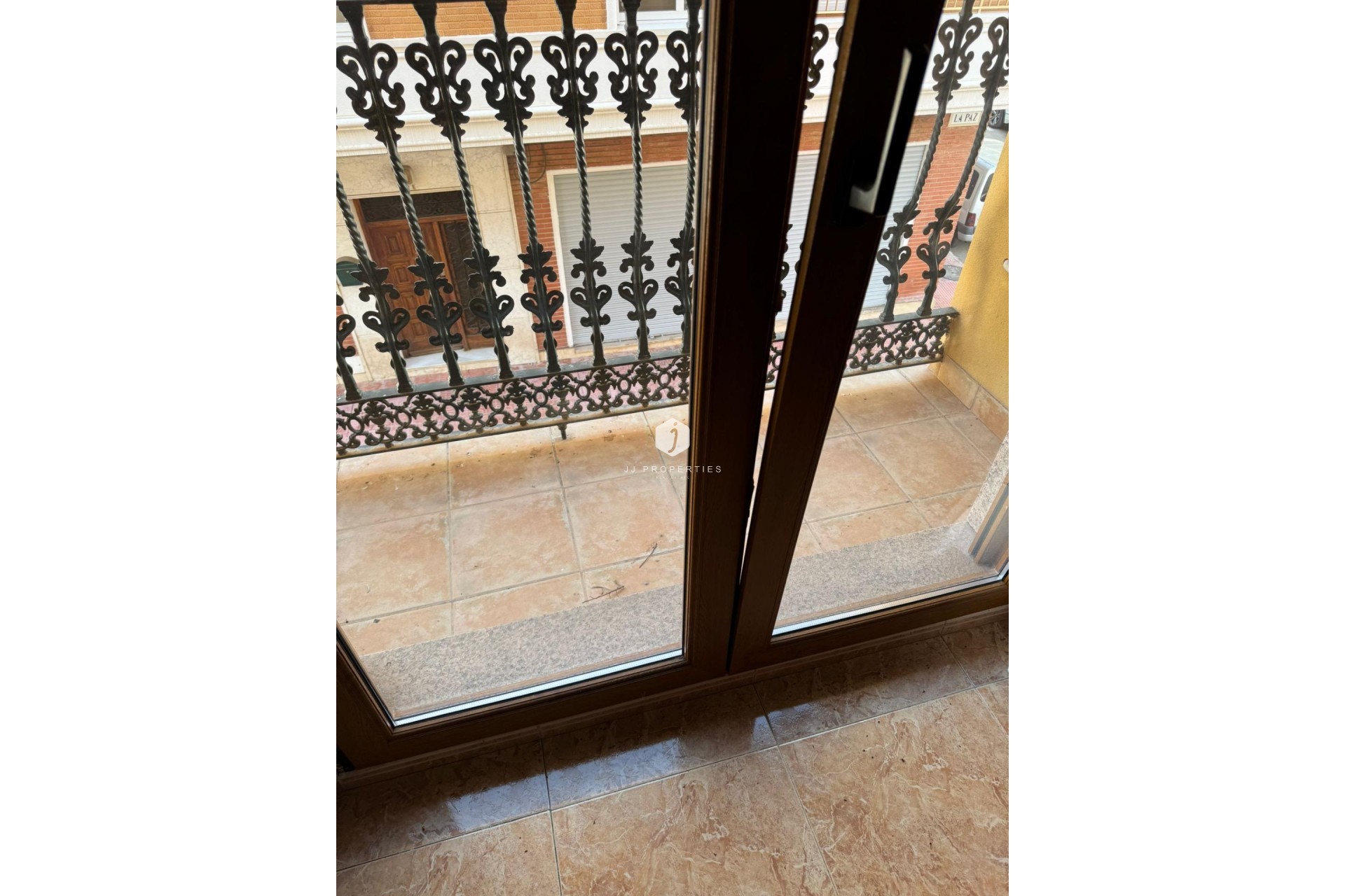 D'occasion - Appartement -
Torrevieja - Las Piscinas Naturales