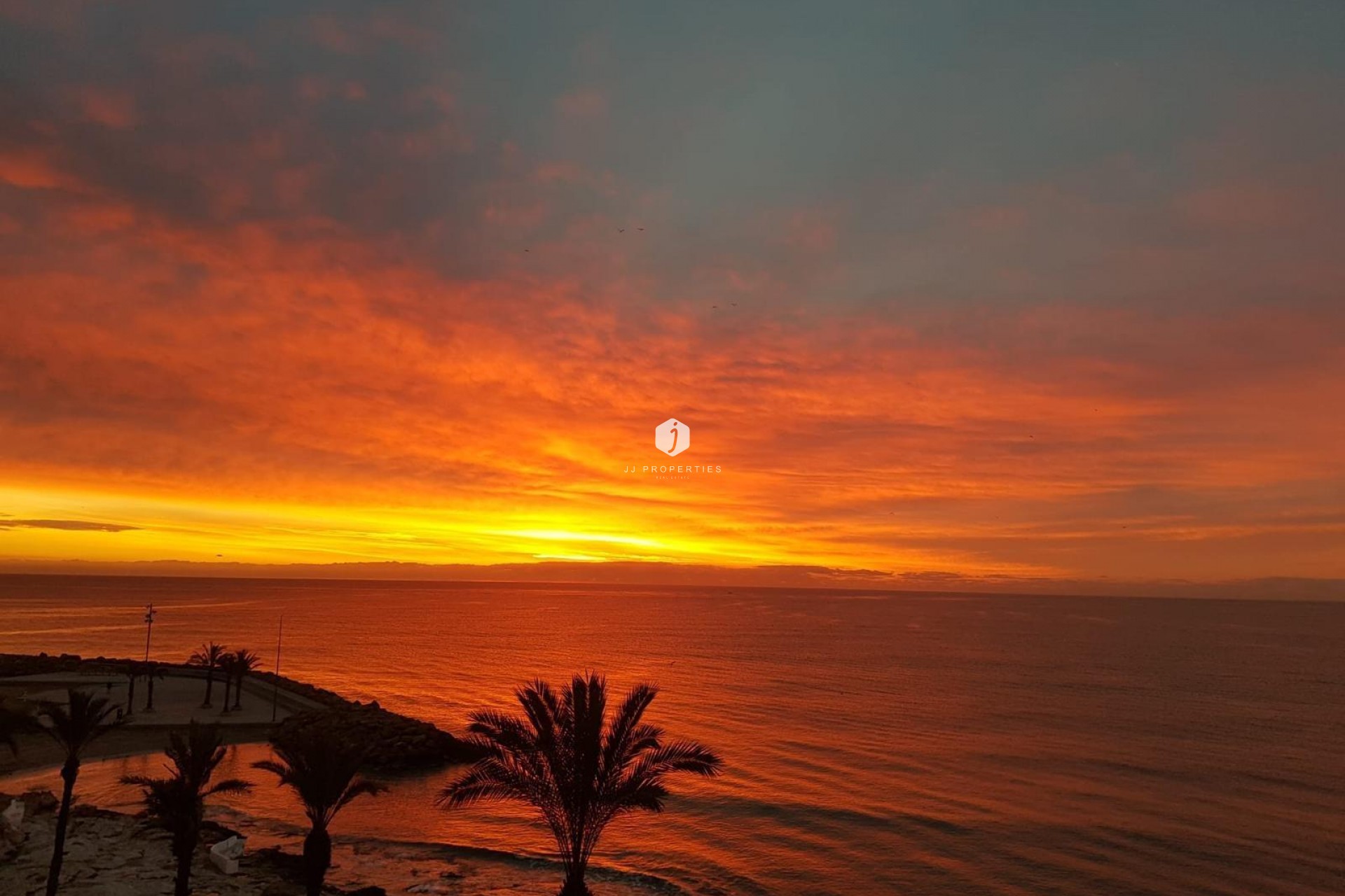 D'occasion - Appartement -
Torrevieja - Las Piscinas Naturales