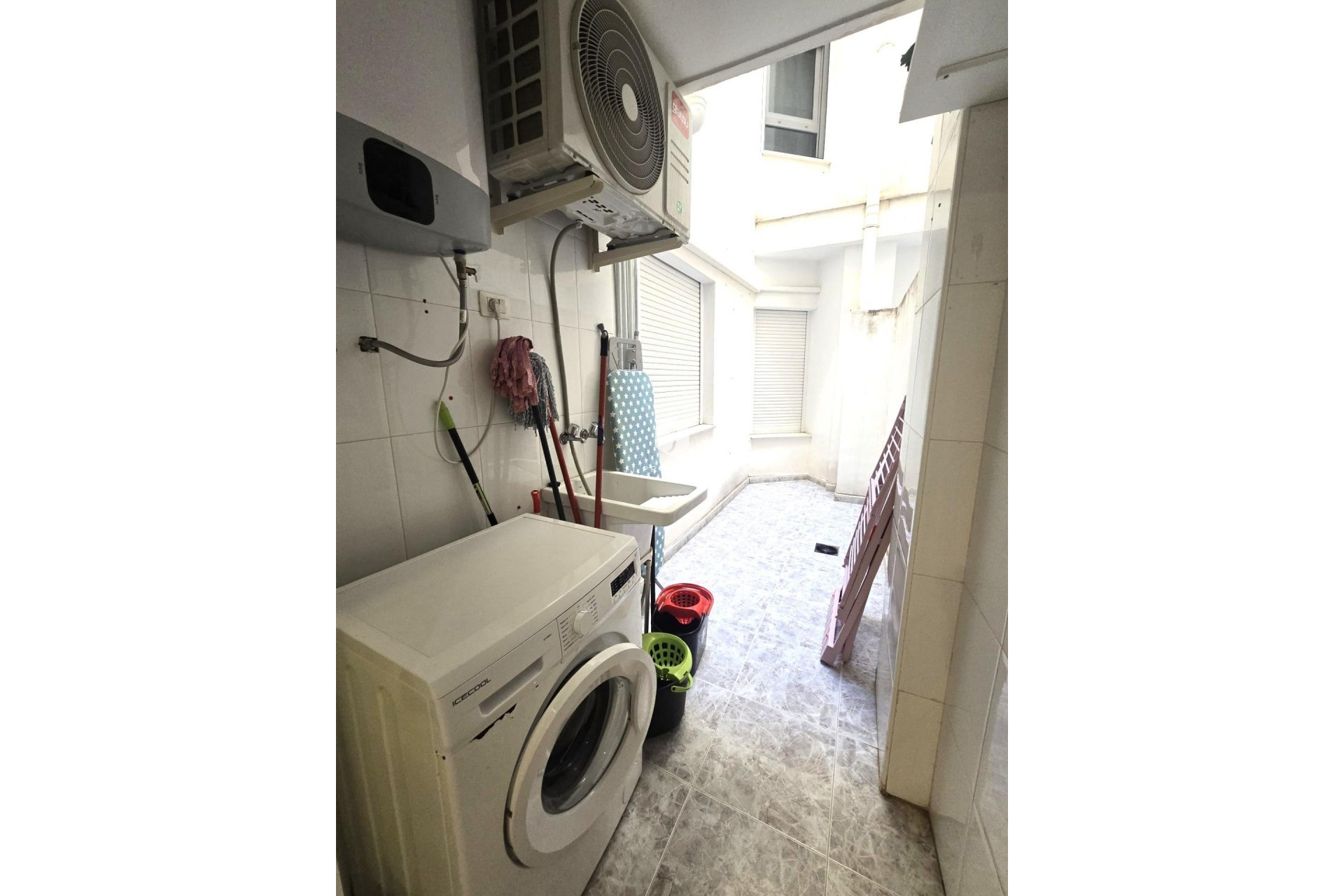 D'occasion - Appartement -
Torrevieja - Las Piscinas Naturales