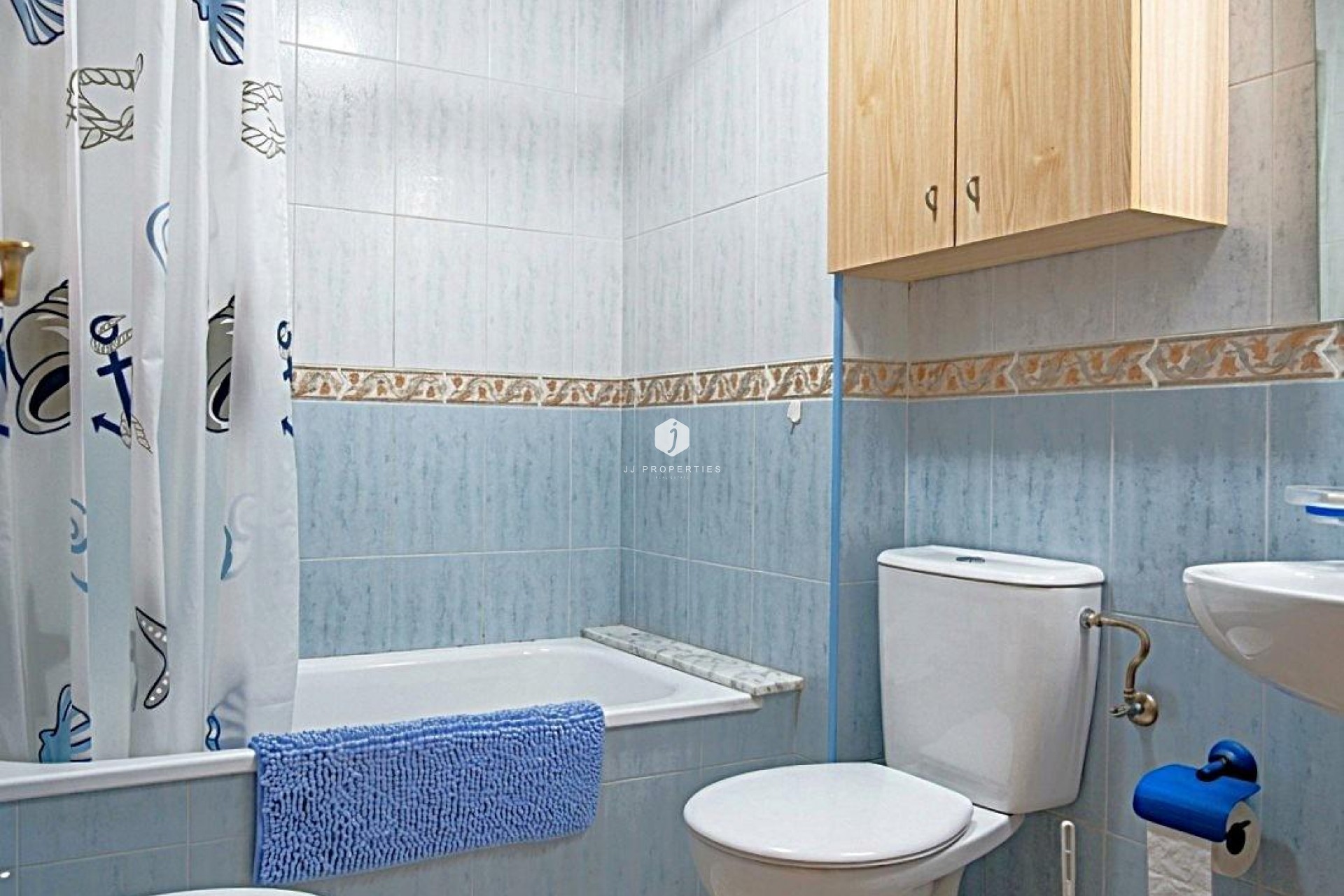 D'occasion - Appartement -
Torrevieja - Las Piscinas Naturales