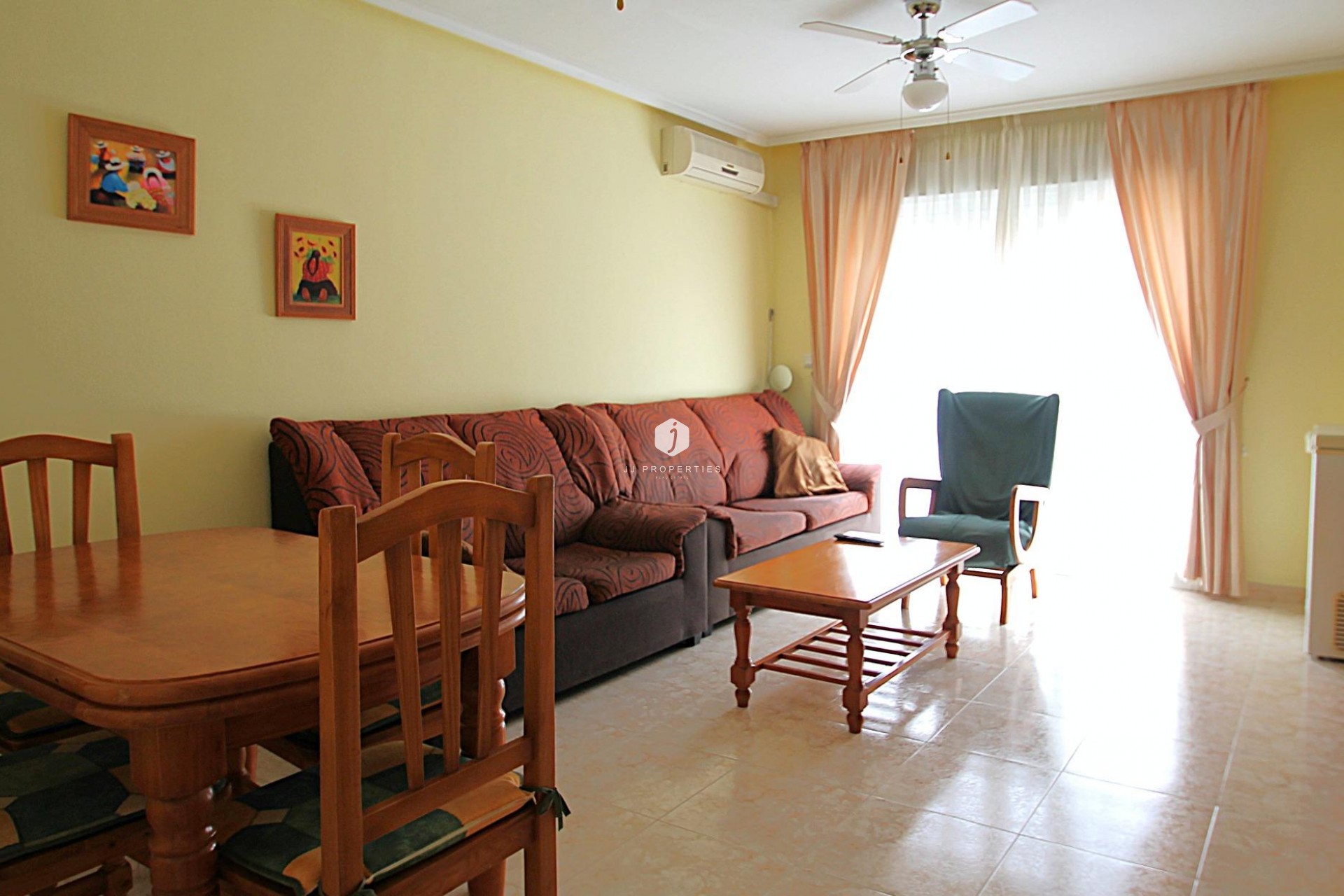 D'occasion - Appartement -
Torrevieja - Las Piscinas Naturales