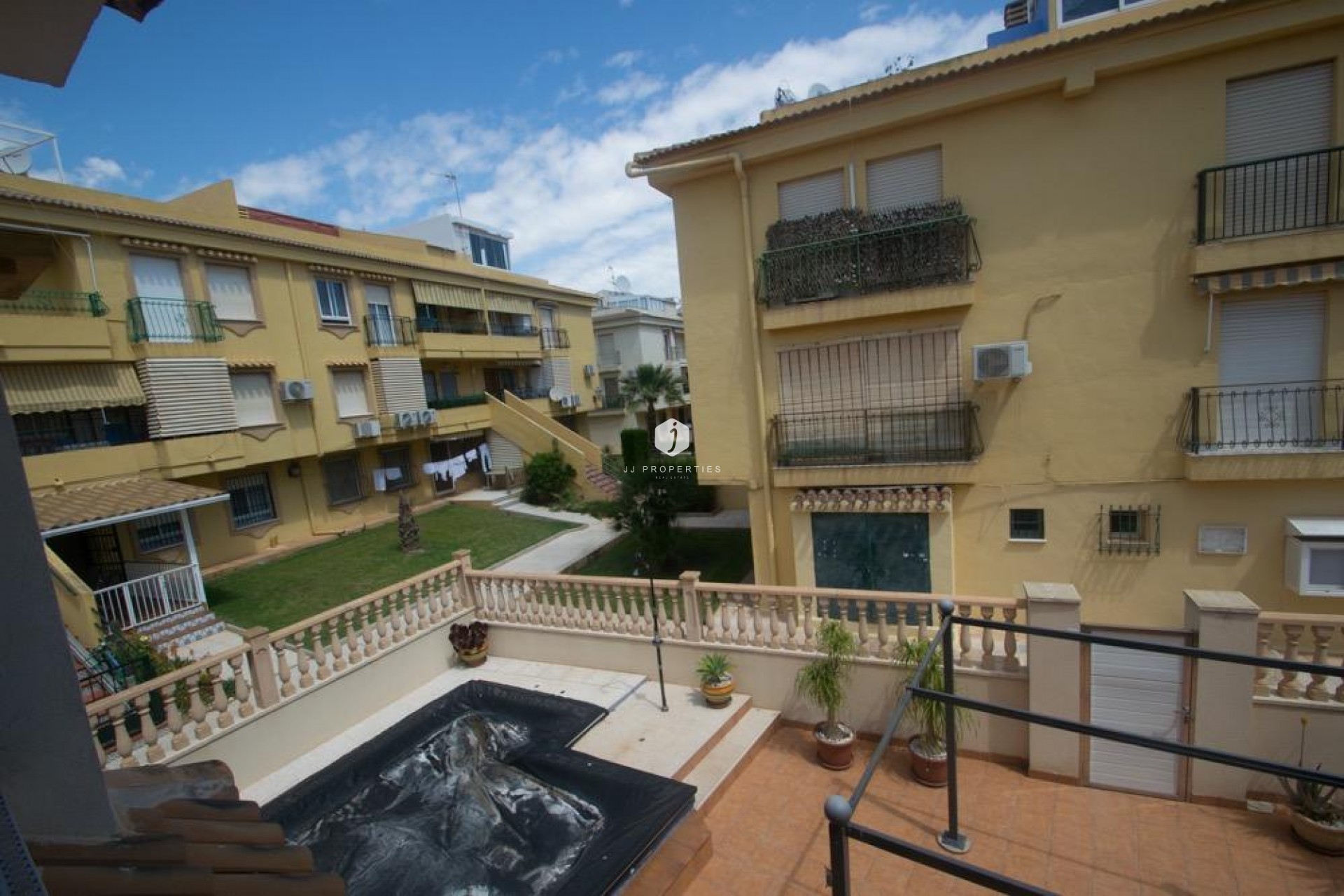 D'occasion - Appartement -
Torrevieja - Mar Azul