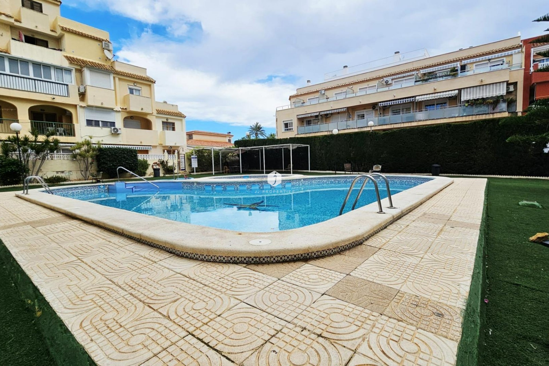 D'occasion - Appartement -
Torrevieja - Nueva Torrevieja