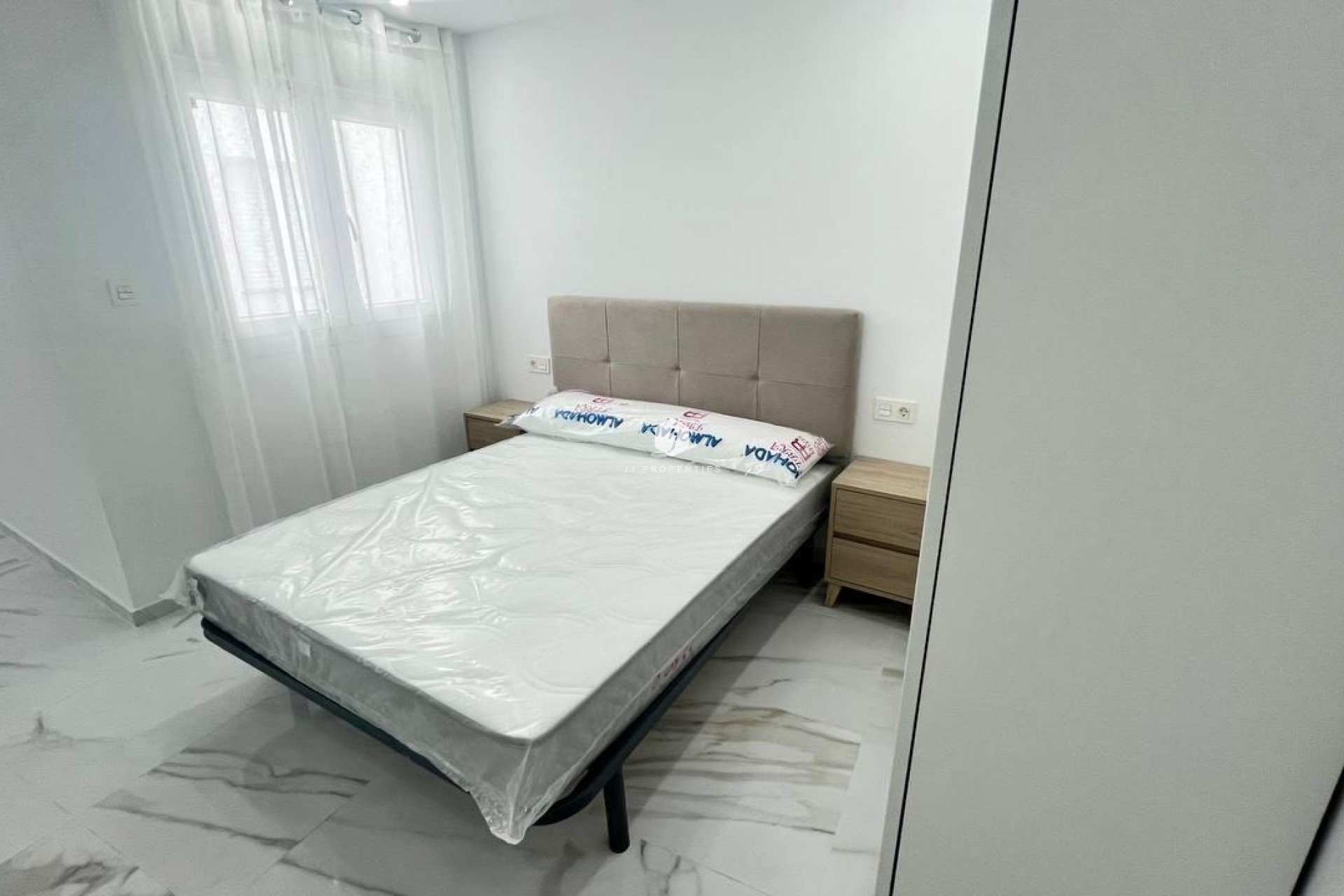 D'occasion - Appartement -
Torrevieja - PARQUE DE LAS NACIONES