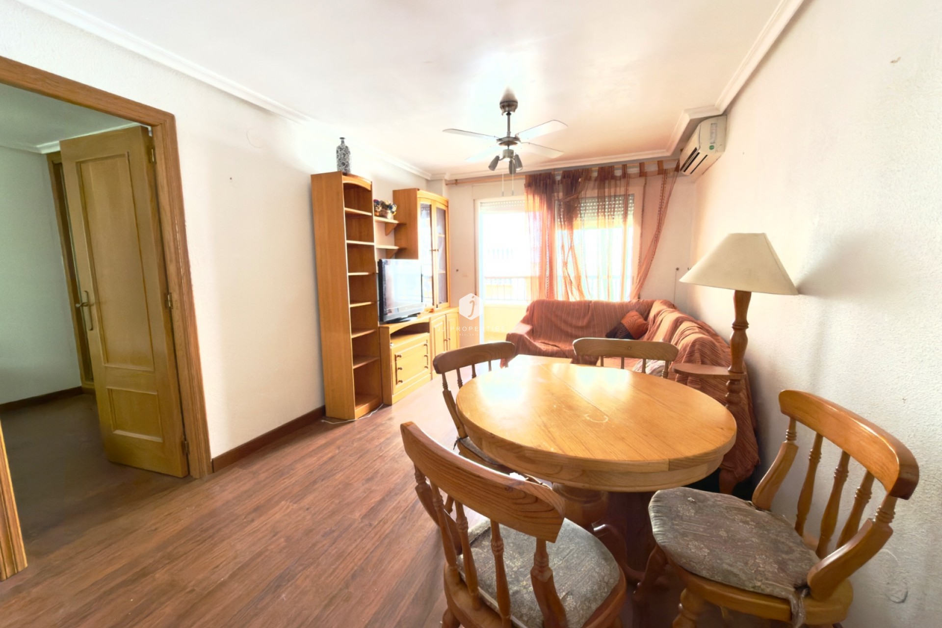 D'occasion - Appartement -
Torrevieja - Parque las naciones